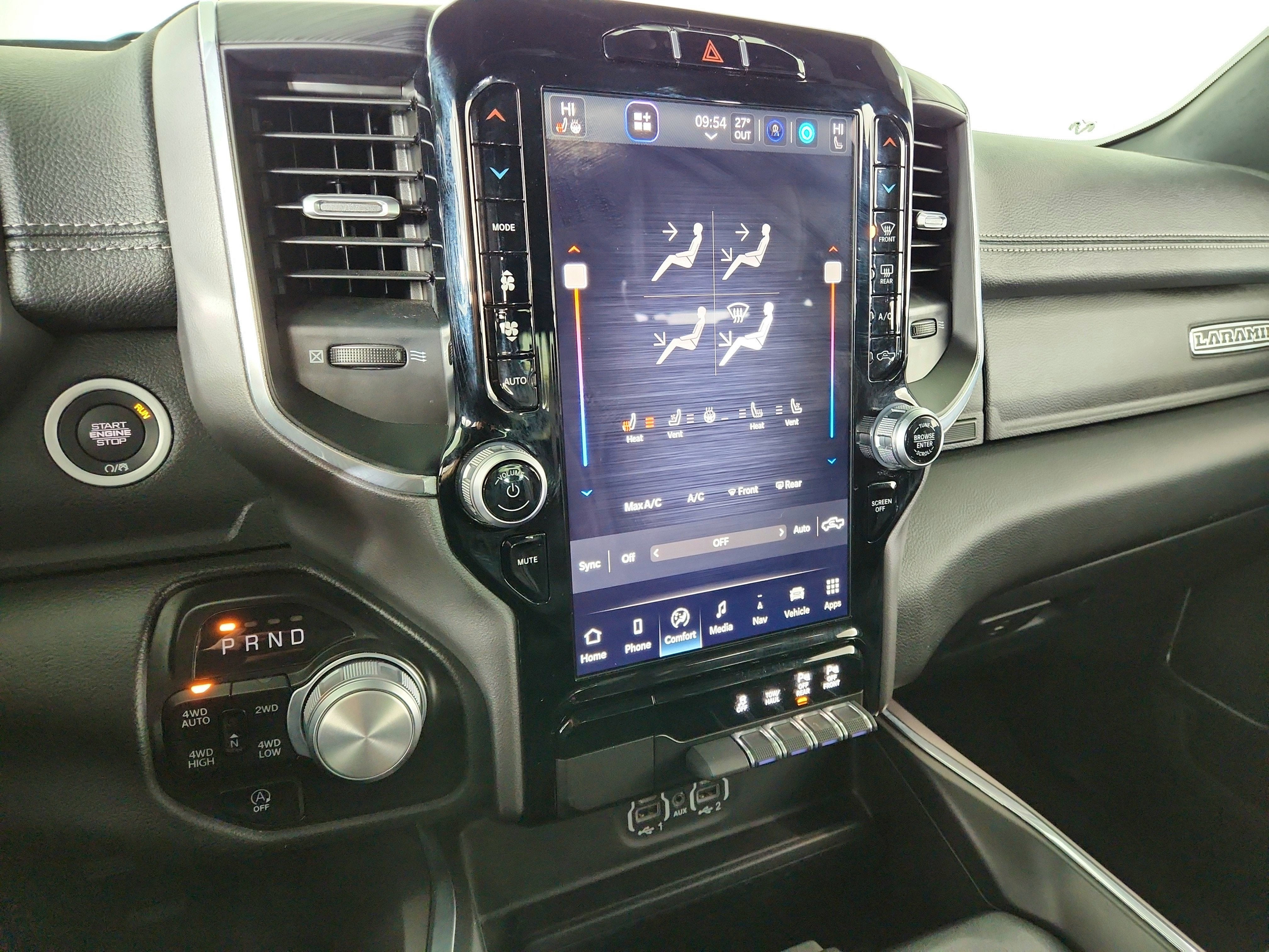 2023 RAM 1500 Laramie Crew Cab 4x4 5'7' Box