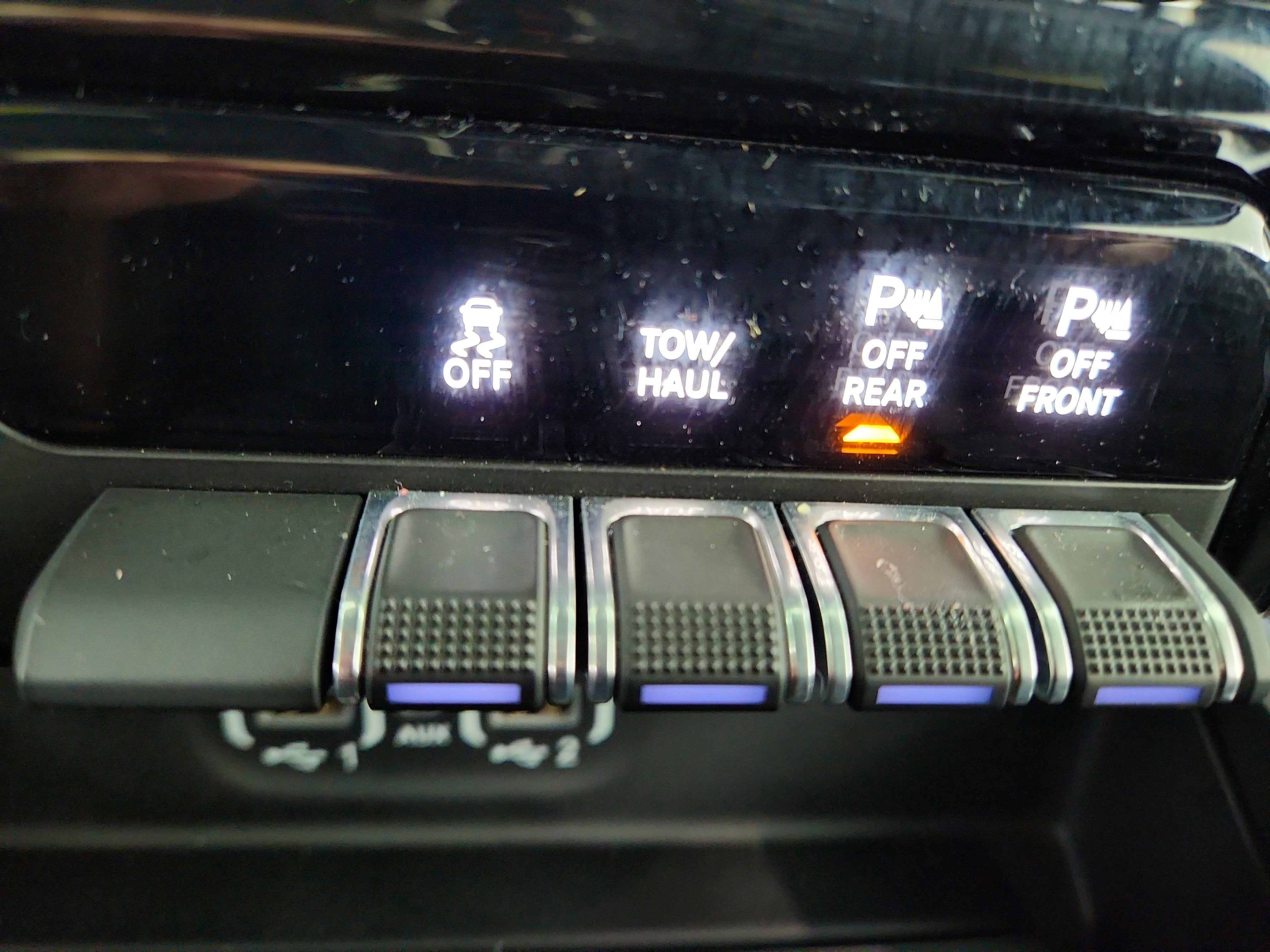 2023 RAM 1500 Laramie Crew Cab 4x4 5'7' Box