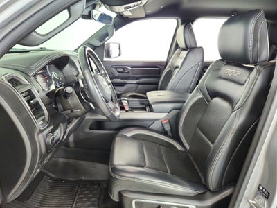 2022 RAM 1500 Laramie Crew Cab 4x4 5'7' Box