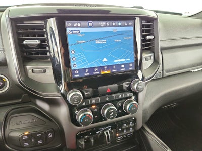 2022 RAM 1500 Laramie Crew Cab 4x4 5'7' Box