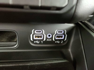 2022 RAM 1500 Laramie Crew Cab 4x4 5'7' Box