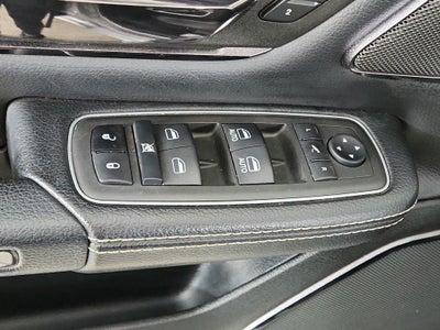 2022 RAM 1500 Laramie Crew Cab 4x4 5'7' Box