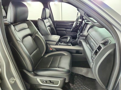 2022 RAM 1500 Laramie Crew Cab 4x4 5'7' Box