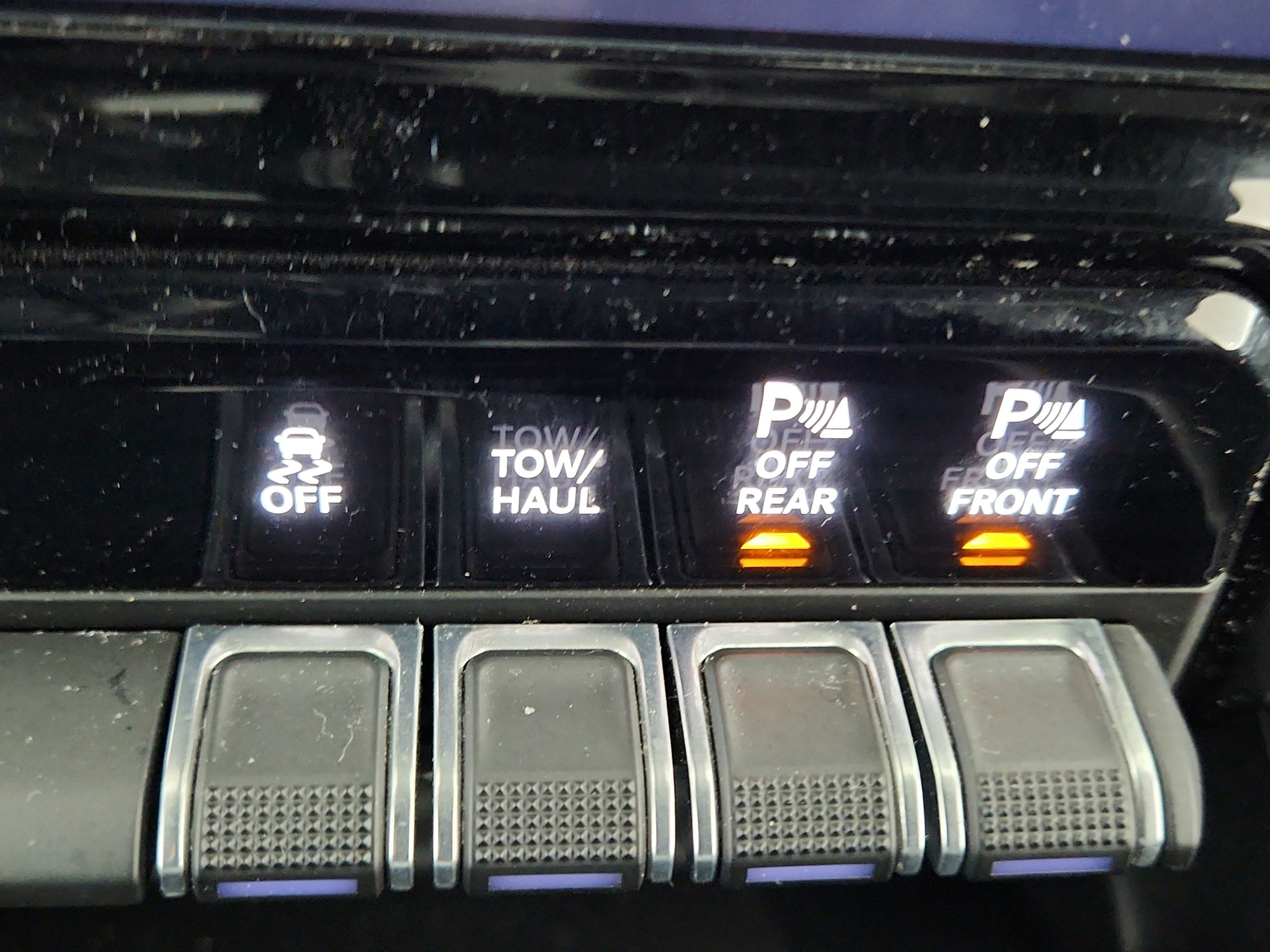 2023 RAM 1500 Laramie Crew Cab 4x4 5'7' Box