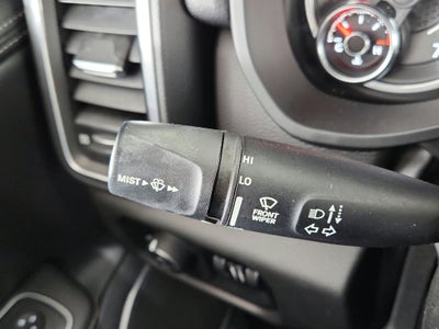 2023 RAM 1500 Laramie Crew Cab 4x4 5'7' Box