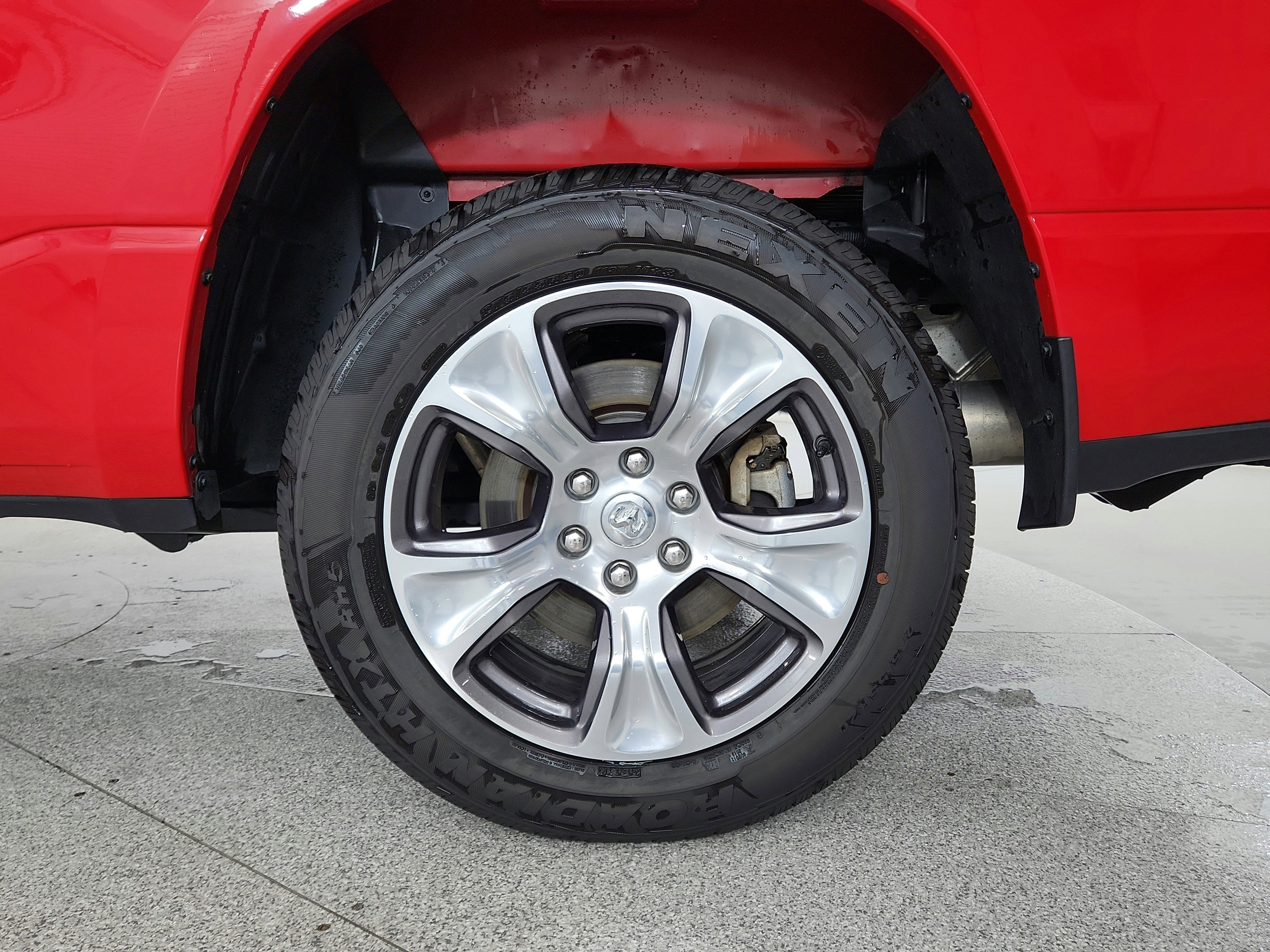 2023 RAM 1500 Laramie Crew Cab 4x4 5'7' Box