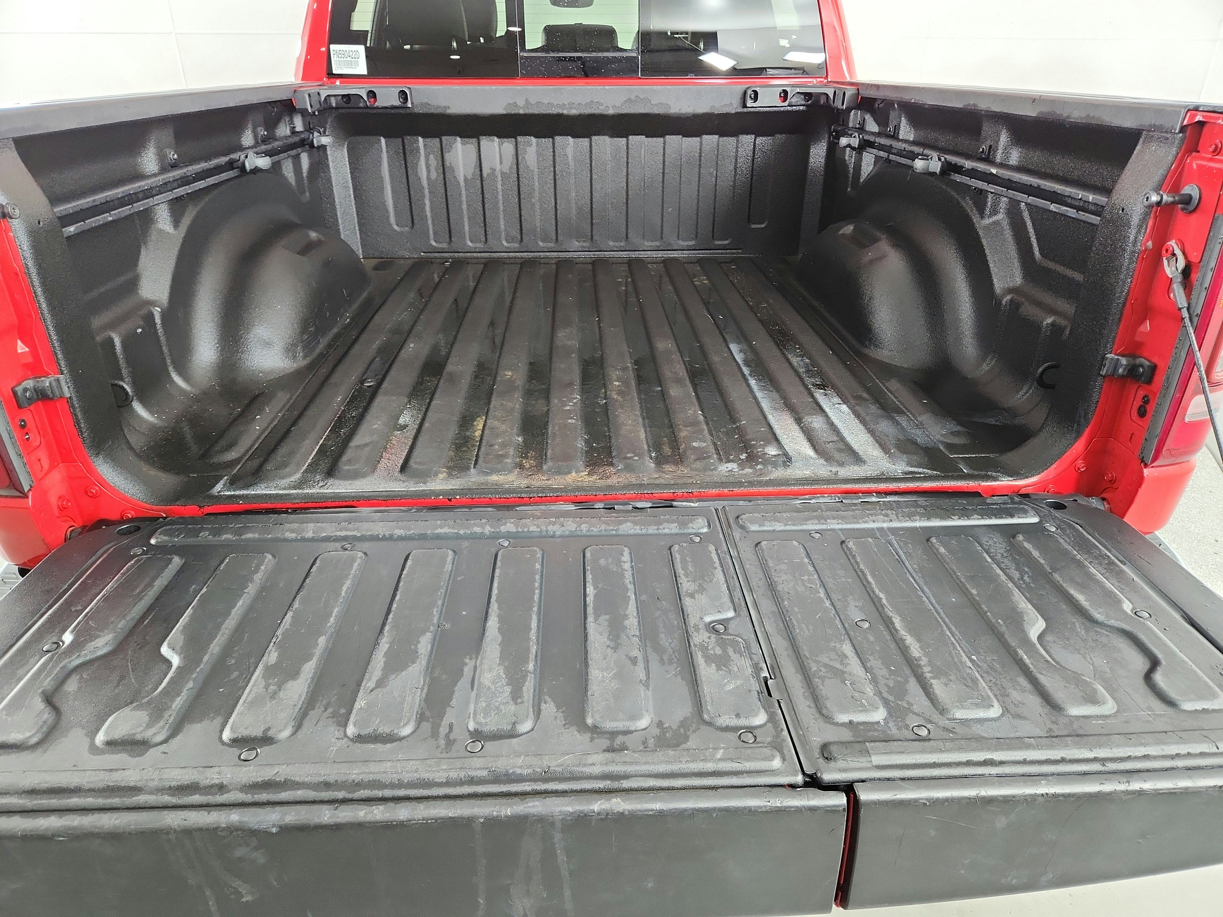 2023 RAM 1500 Laramie Crew Cab 4x4 5'7' Box