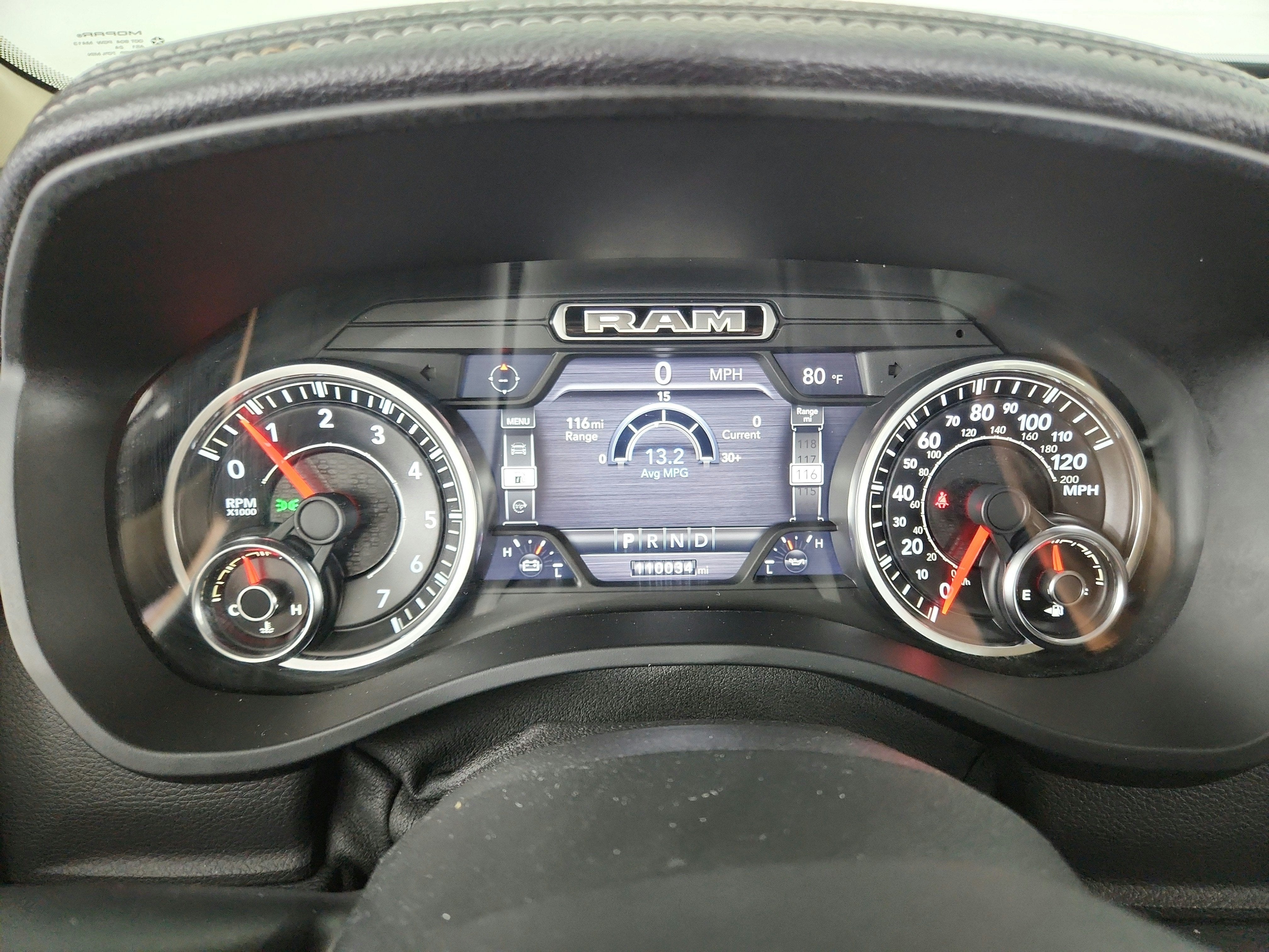 2019 RAM 1500 Laramie Crew Cab 4x4 5'7' Box