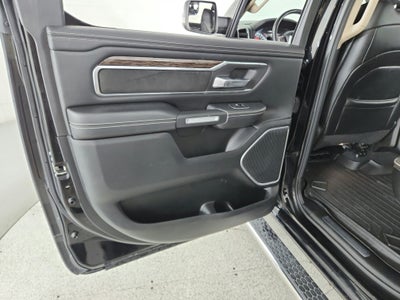 2019 RAM 1500 Laramie Crew Cab 4x4 5'7' Box