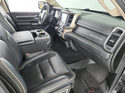 2019 RAM 1500 Laramie Crew Cab 4x4 5'7' Box