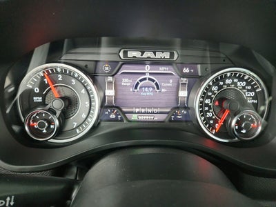 2023 RAM 1500 Laramie Crew Cab 4x4 5'7' Box