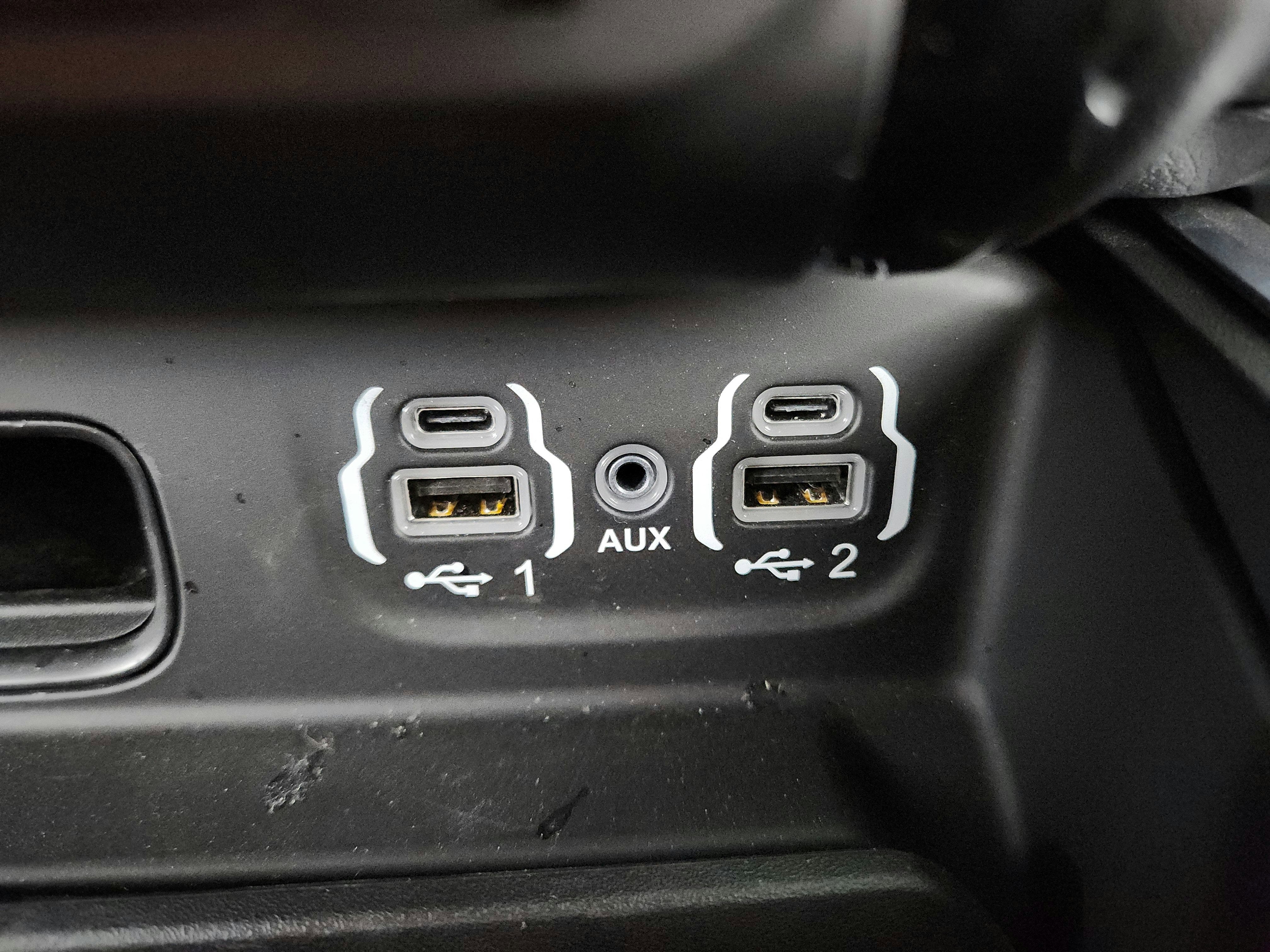 2023 RAM 1500 Laramie Crew Cab 4x4 5'7' Box