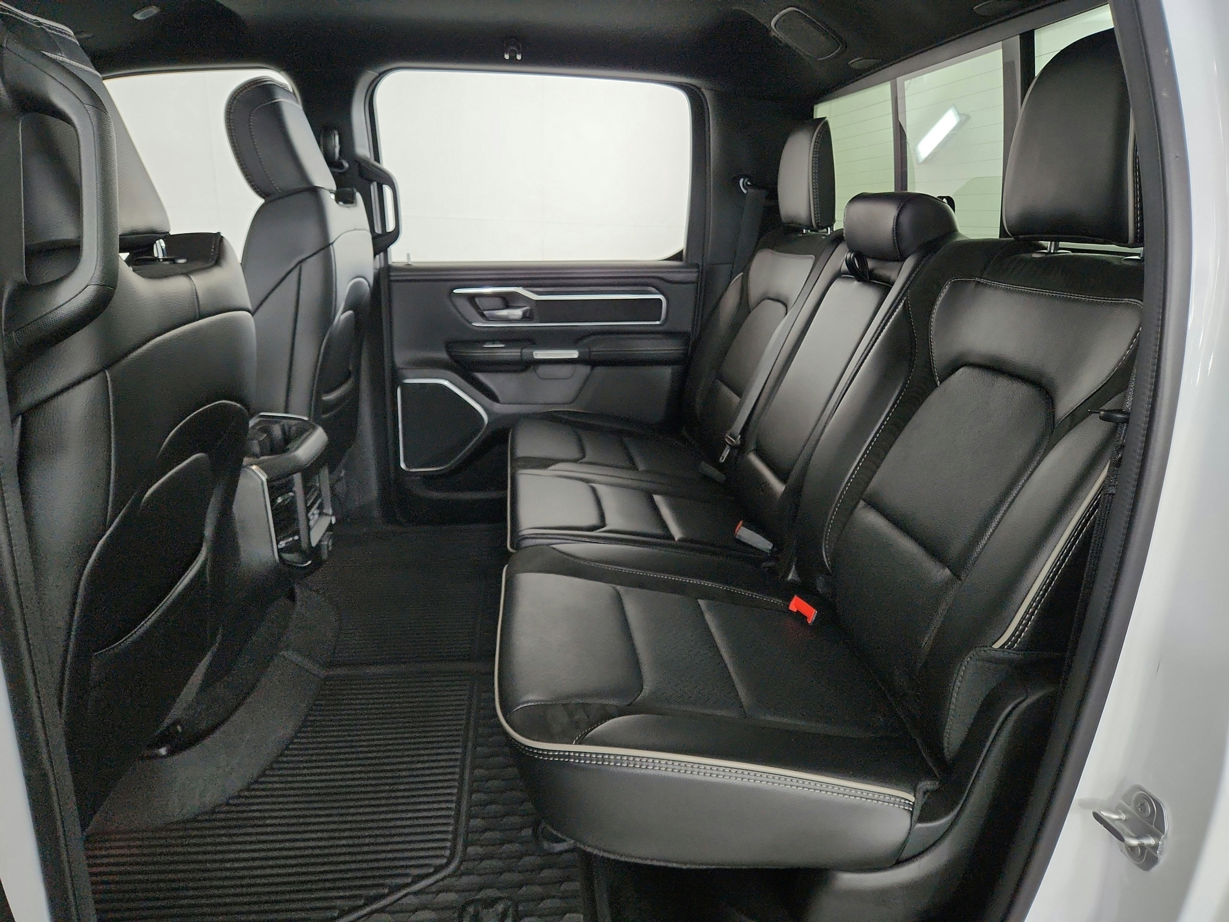 2023 RAM 1500 Laramie Crew Cab 4x4 5'7' Box