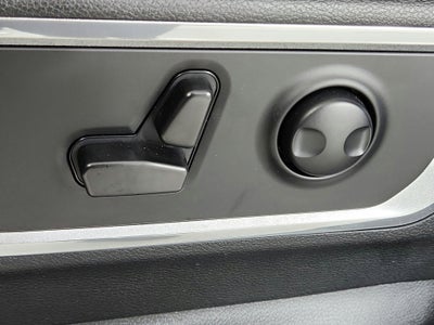 2023 RAM 1500 Laramie Crew Cab 4x4 5'7' Box