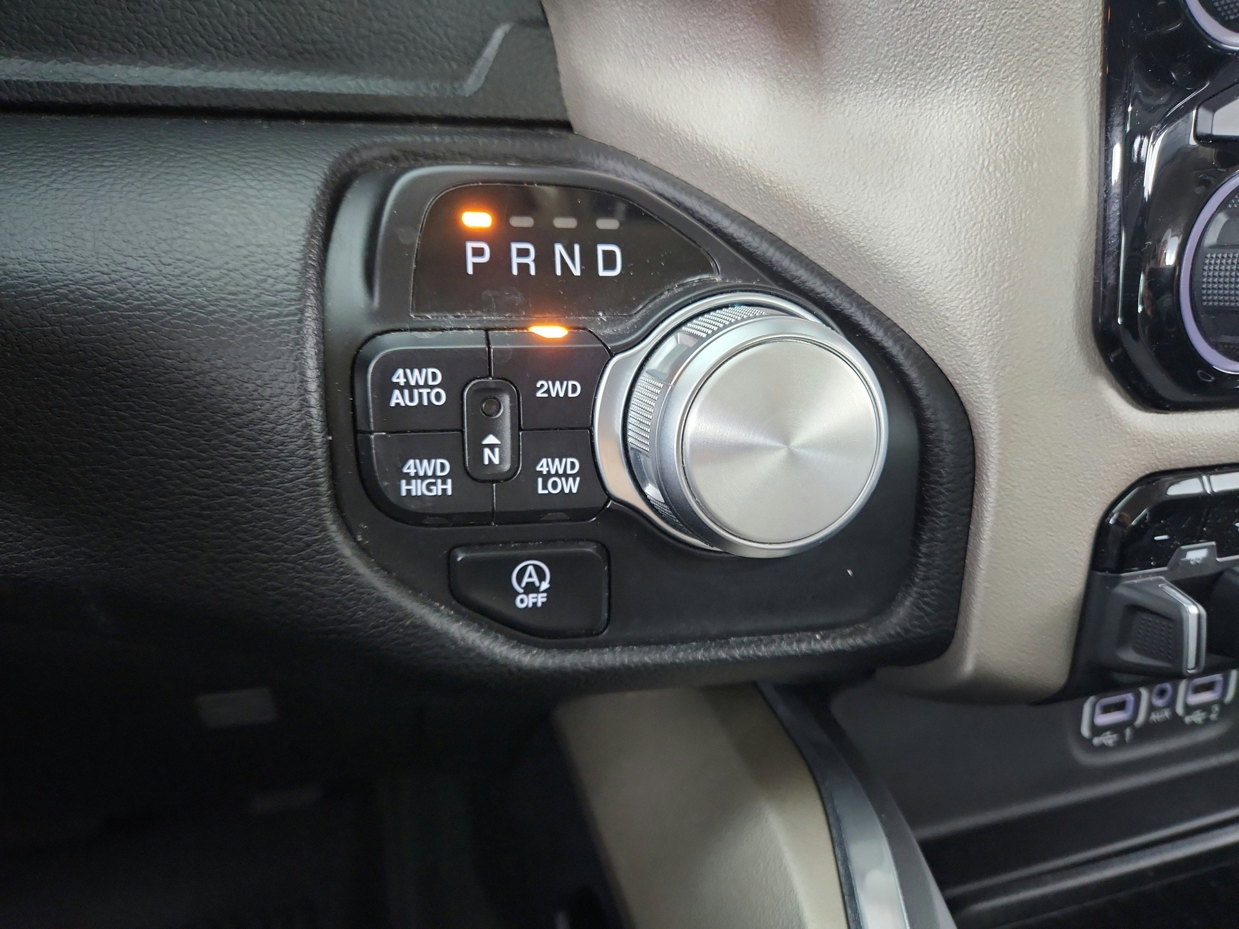2021 RAM 1500 Laramie Crew Cab 4x4 5'7' Box
