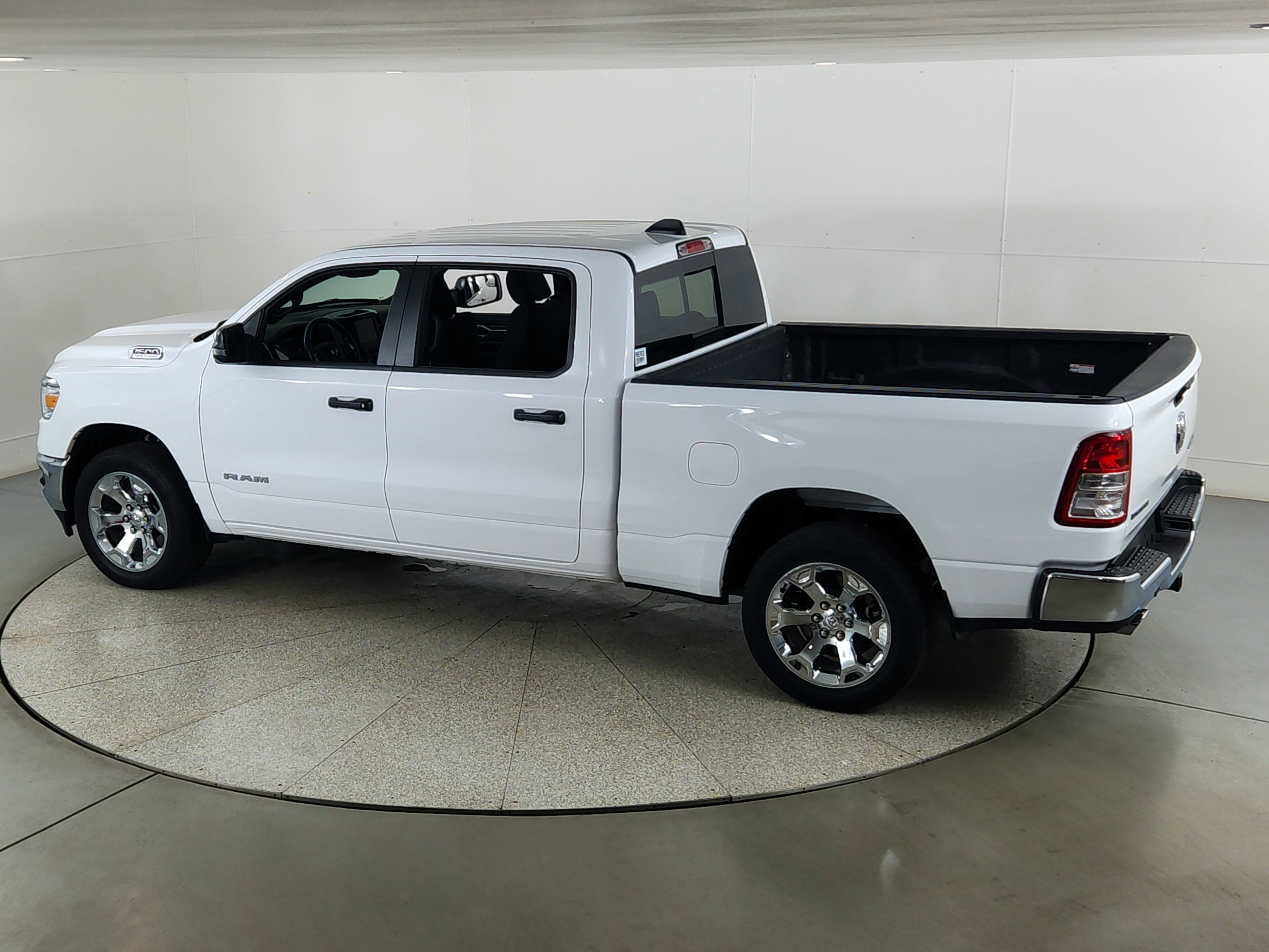2023 RAM 1500 Big Horn Crew Cab 4x4 6'4' Box