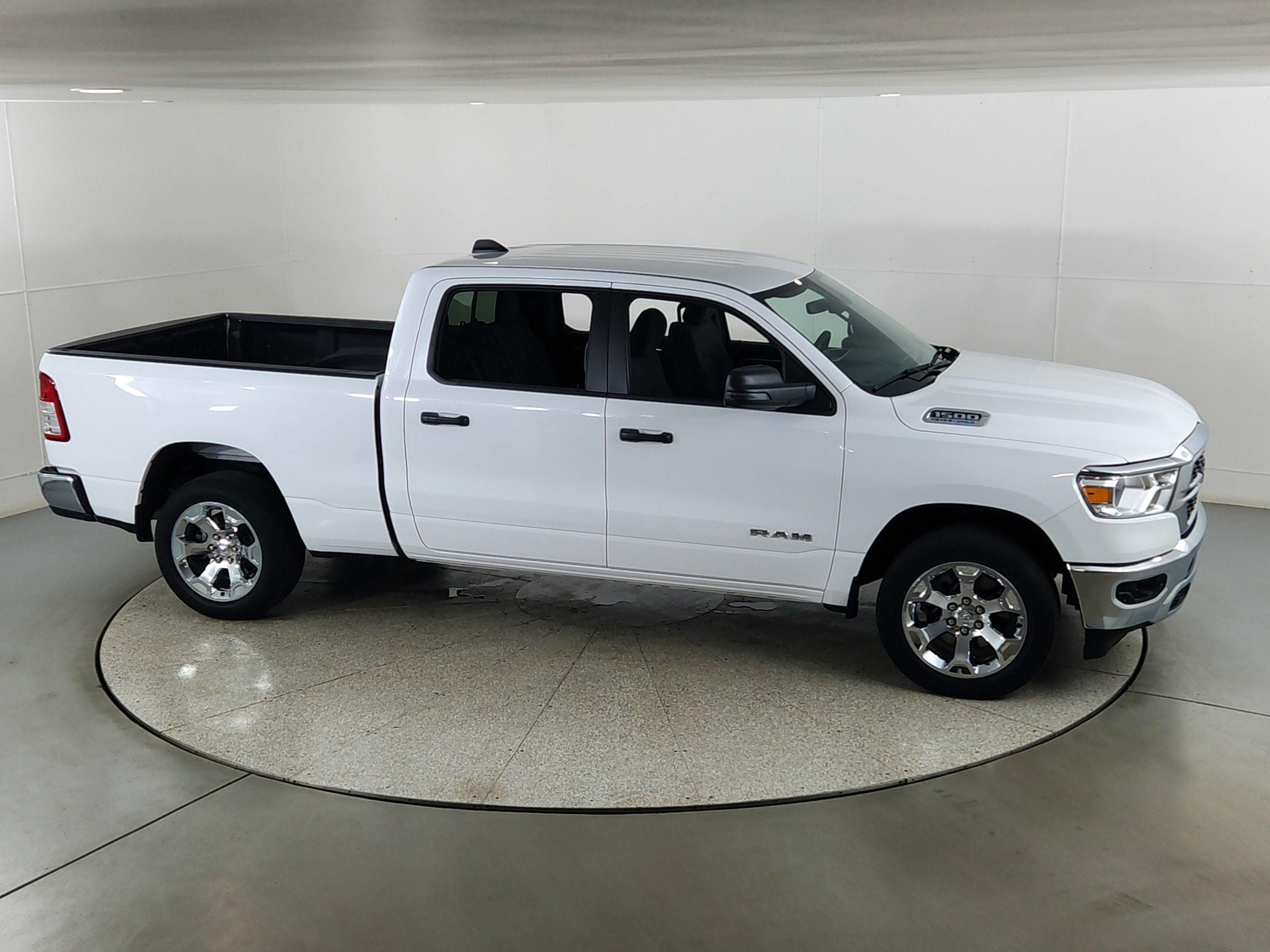 2023 RAM 1500 Big Horn Crew Cab 4x4 6'4' Box