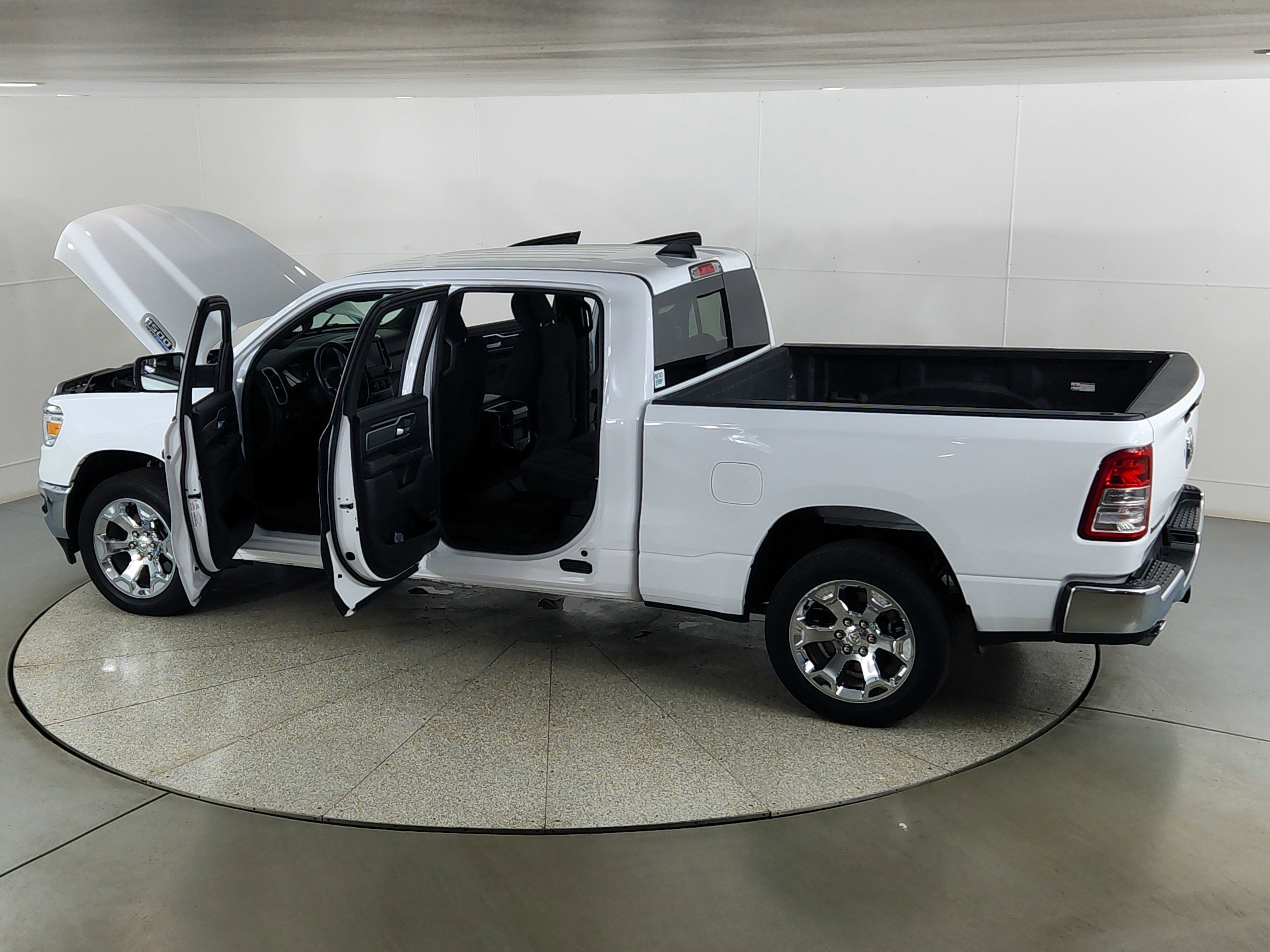 2023 RAM 1500 Big Horn Crew Cab 4x4 6'4' Box