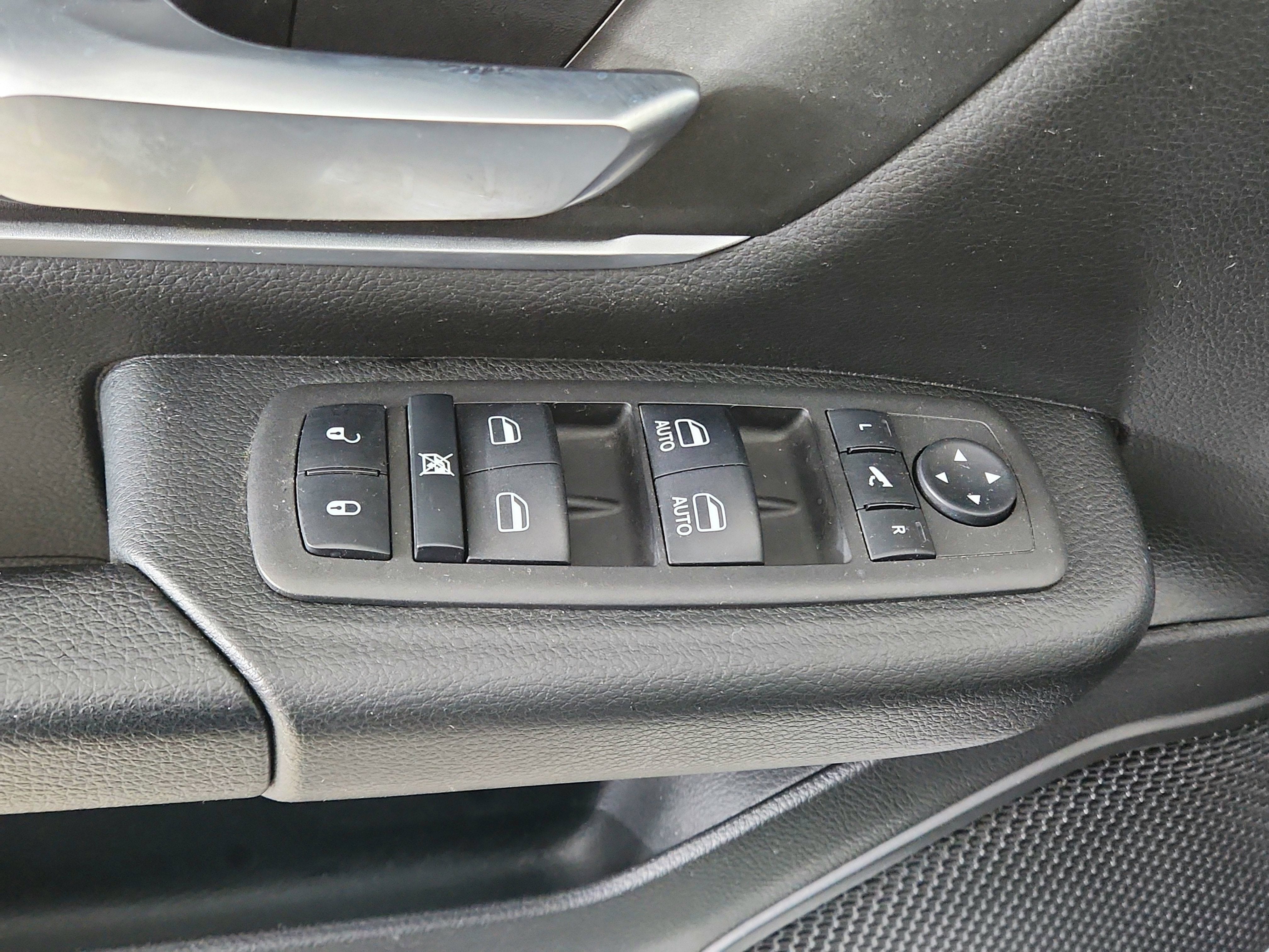 2023 RAM 1500 Big Horn Crew Cab 4x4 6'4' Box