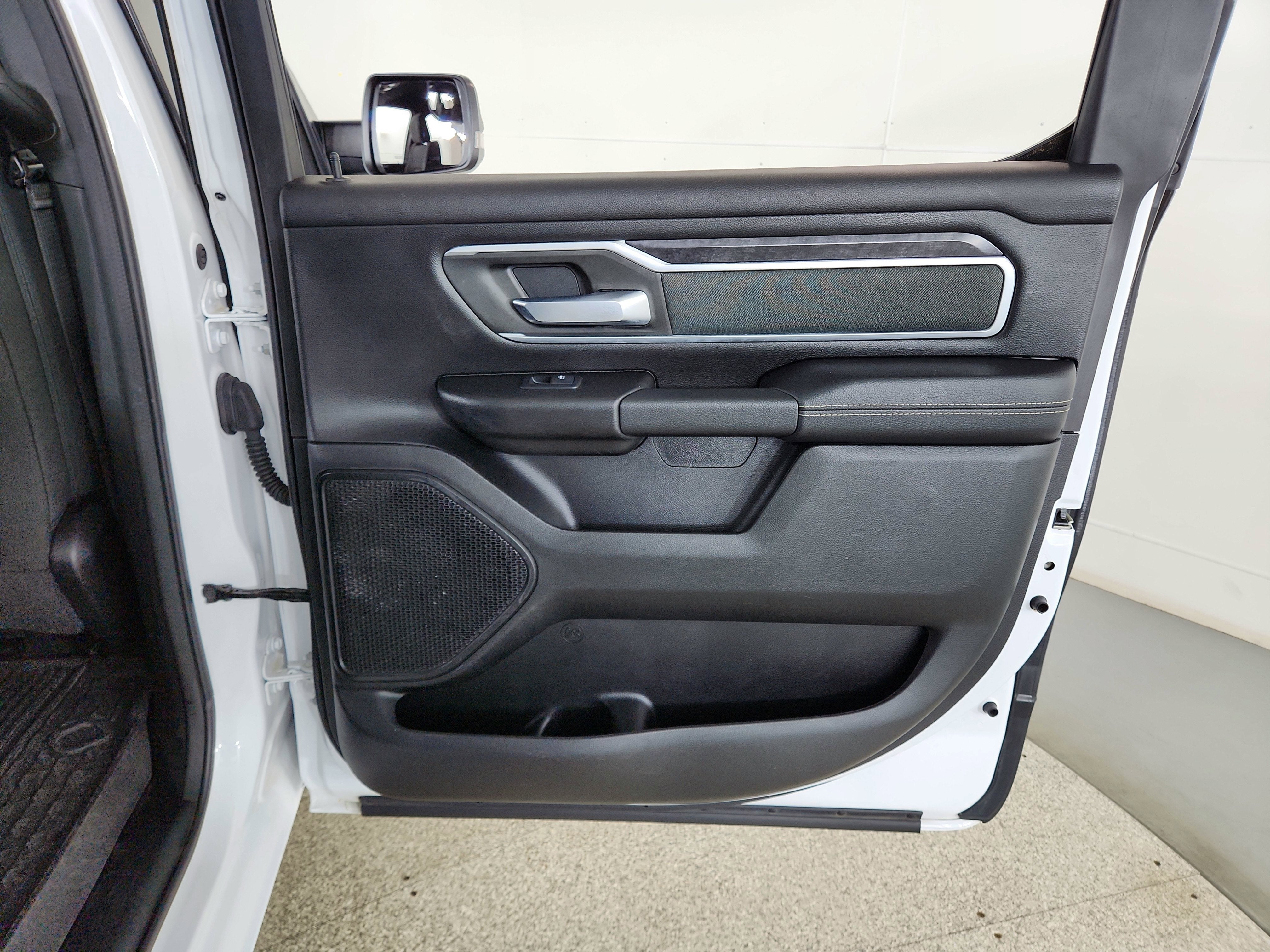 2023 RAM 1500 Big Horn Crew Cab 4x4 6'4' Box