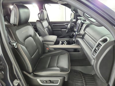 2020 RAM 1500 Laramie Crew Cab 4x4 6'4' Box