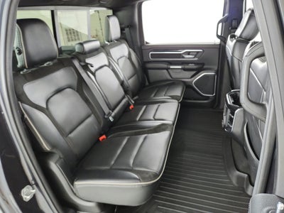 2020 RAM 1500 Laramie Crew Cab 4x4 6'4' Box