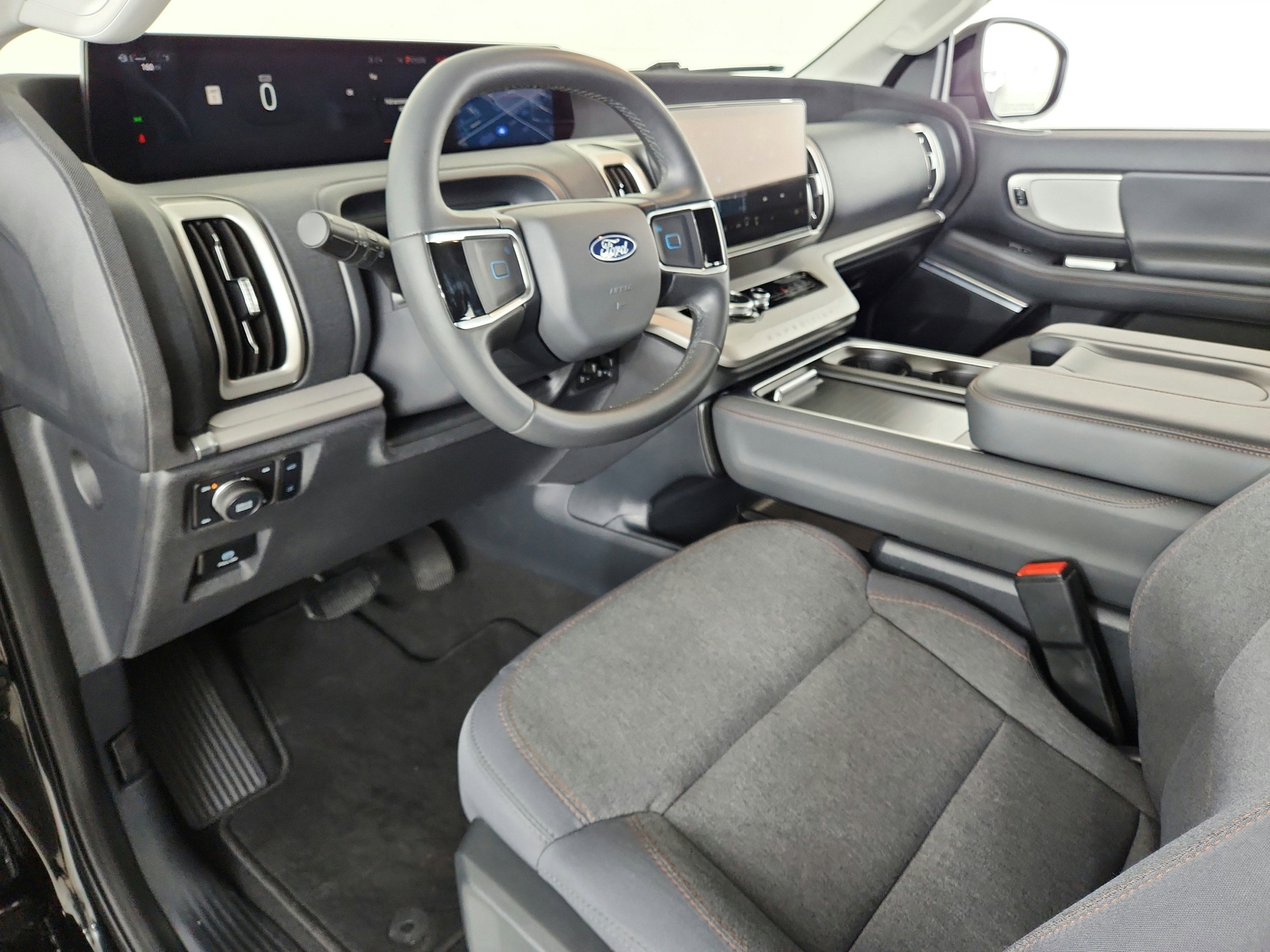 2025 Ford Expedition Max Active MAX