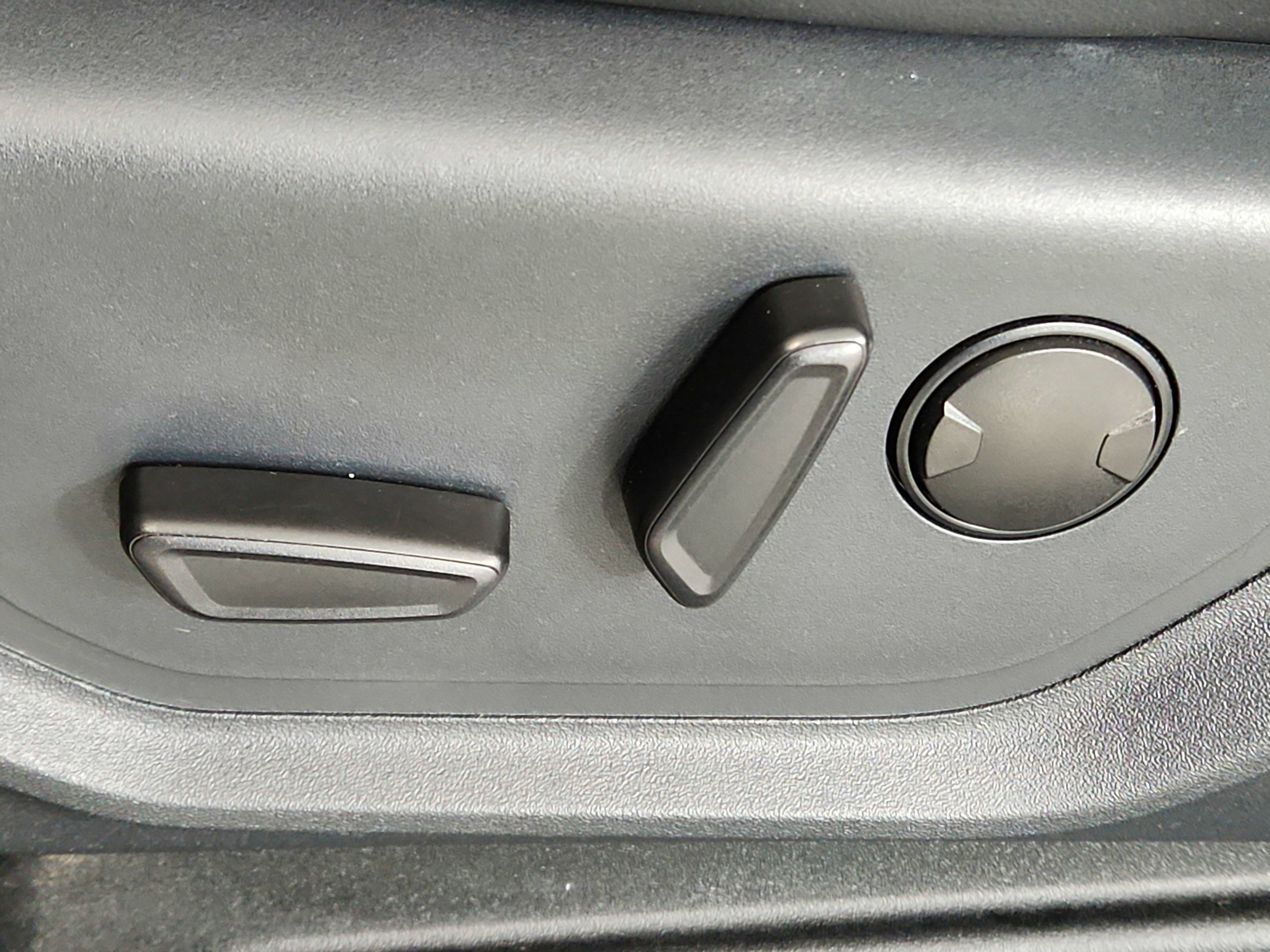 2024 Ford Expedition Max XLT MAX