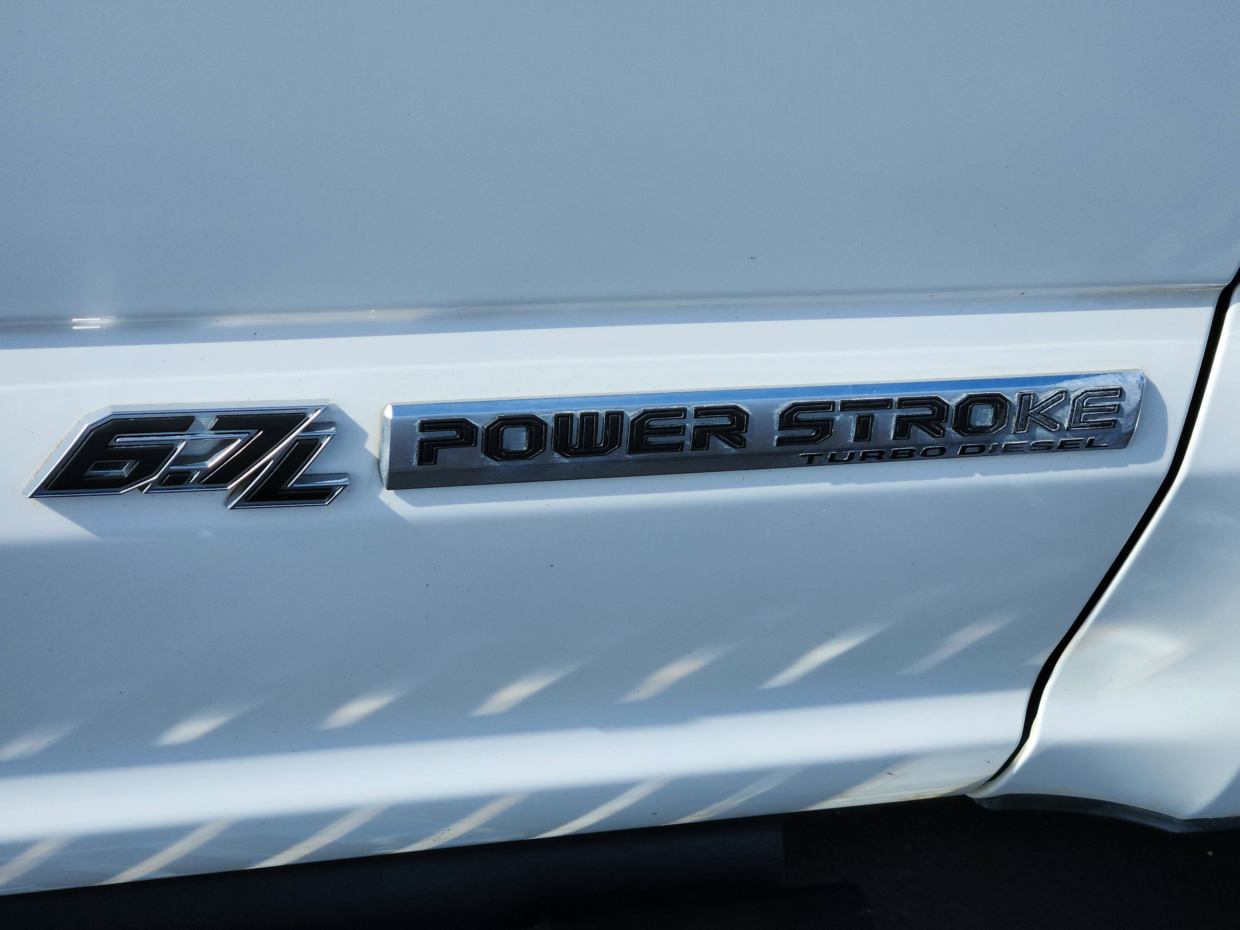 2020 Ford Super Duty F-350 DRW LARIAT