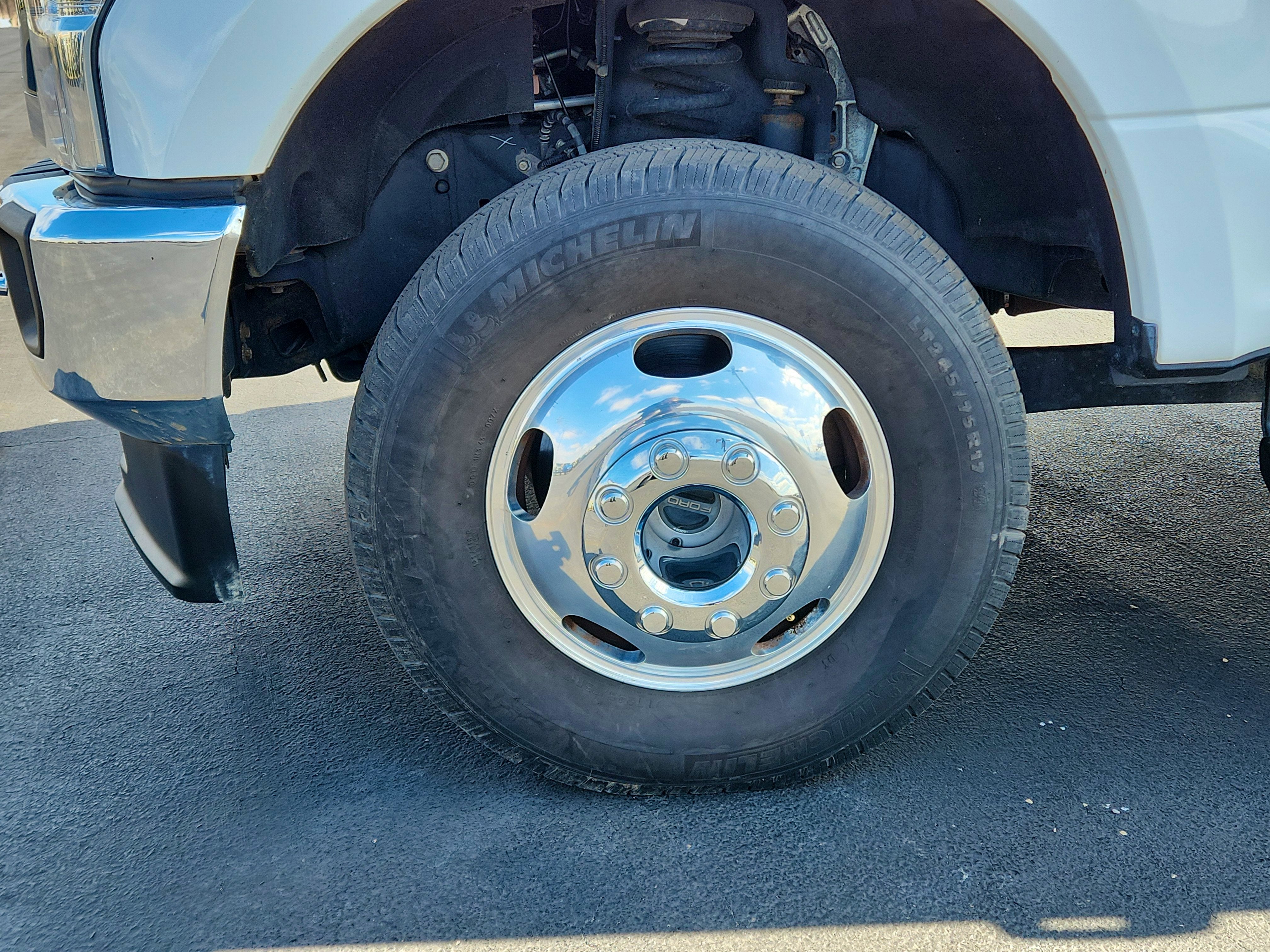 2020 Ford Super Duty F-350 DRW LARIAT