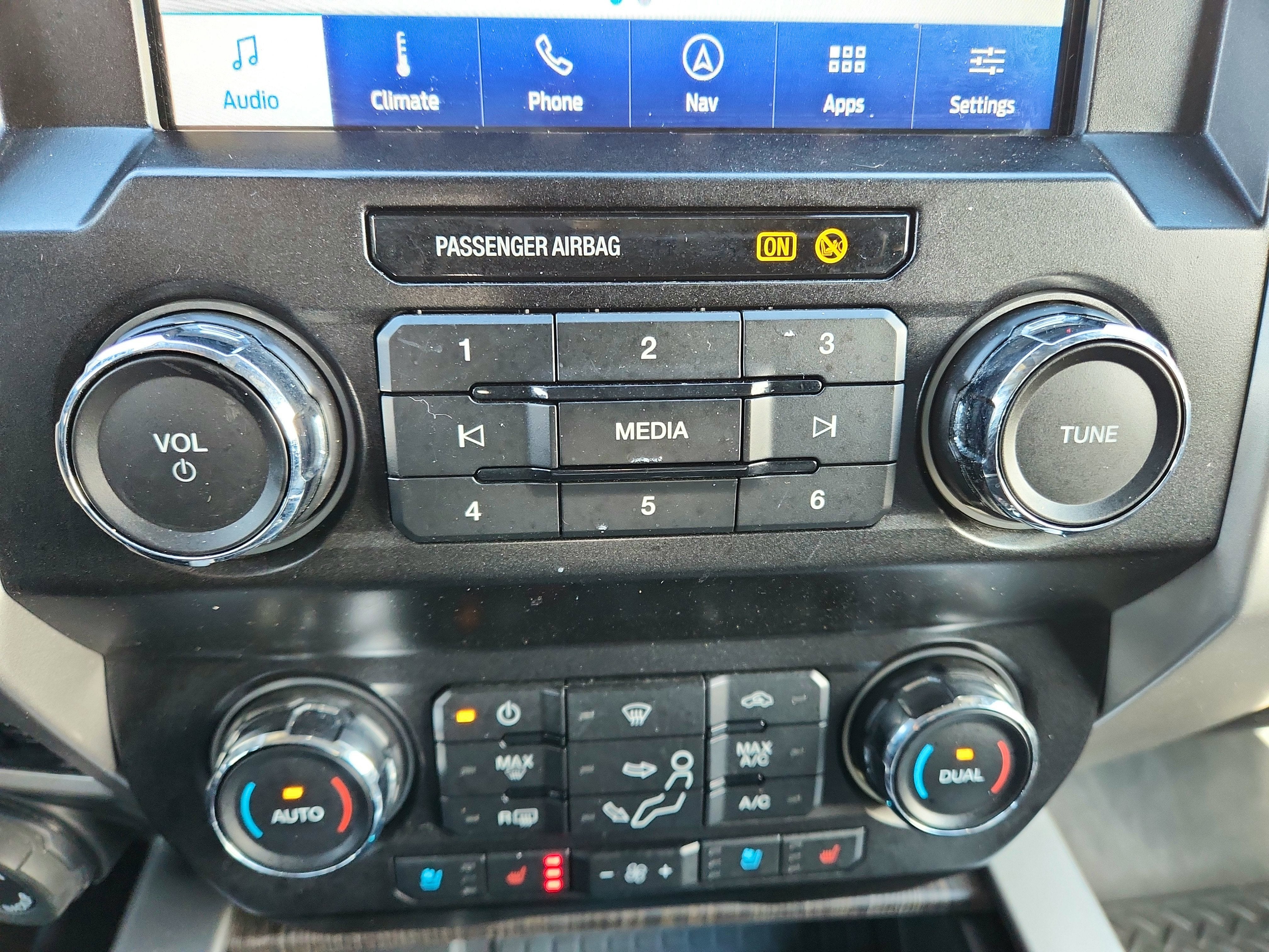 2020 Ford Super Duty F-350 DRW LARIAT