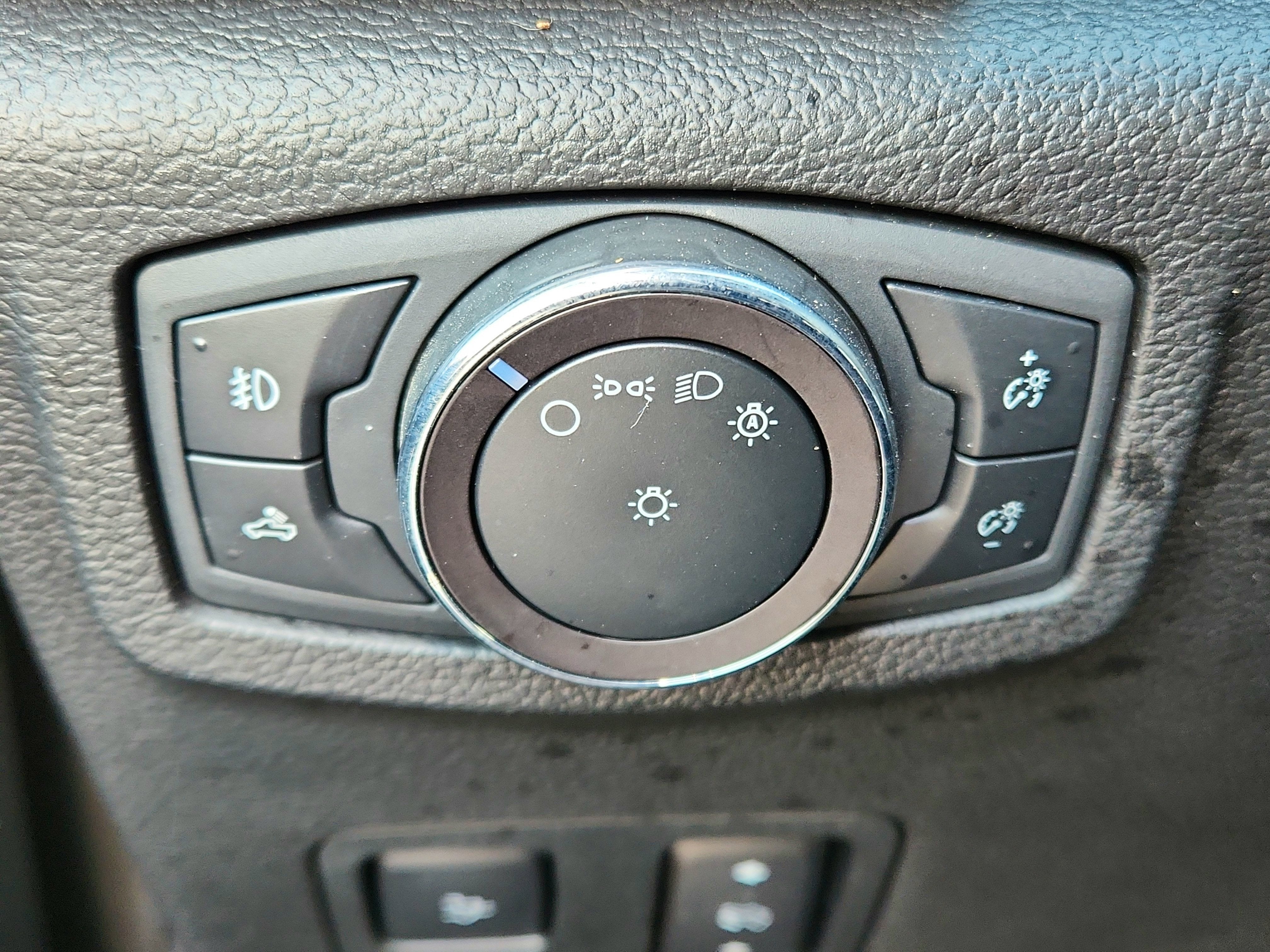 2020 Ford Super Duty F-350 DRW LARIAT