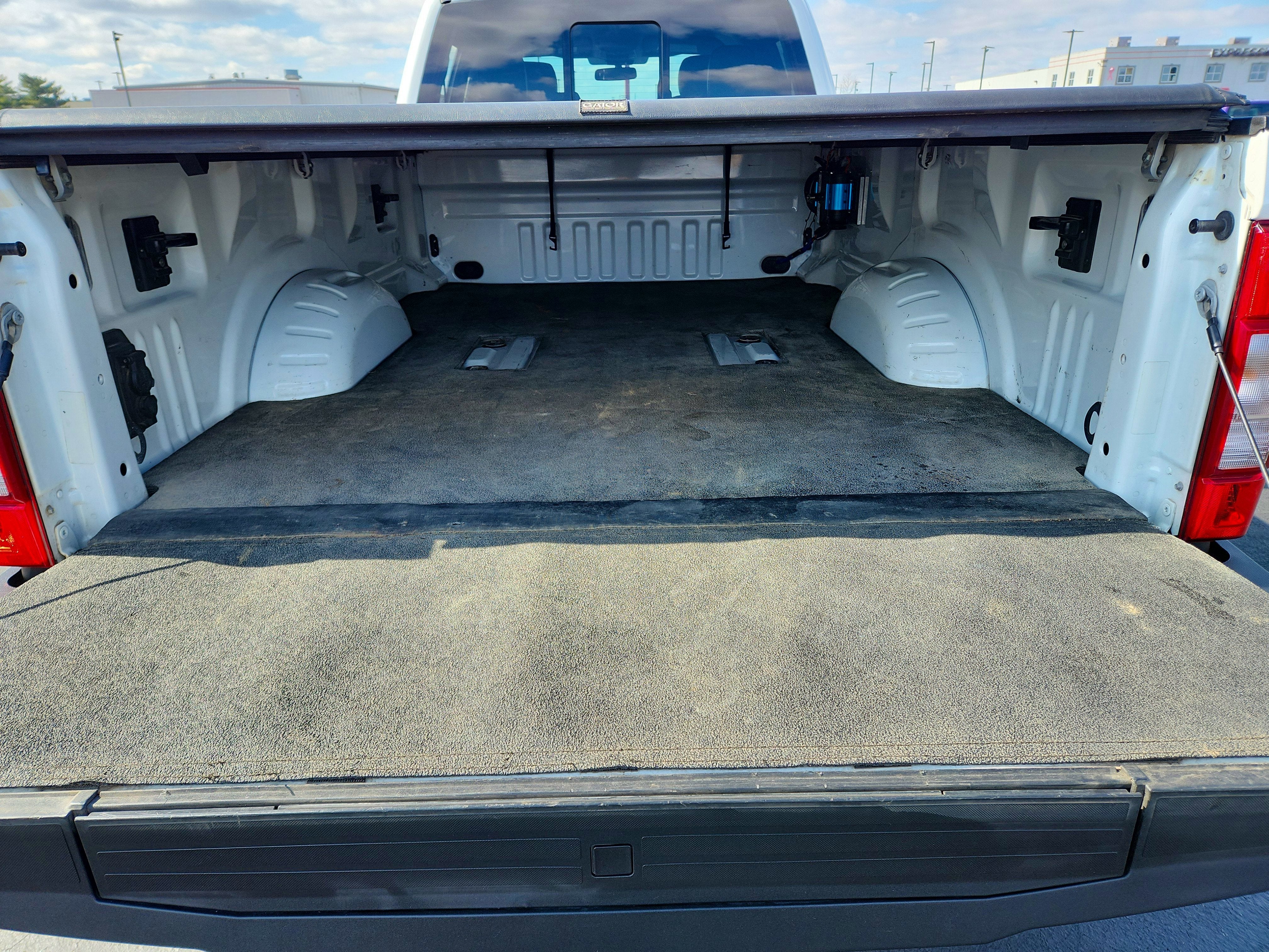 2020 Ford Super Duty F-350 DRW LARIAT