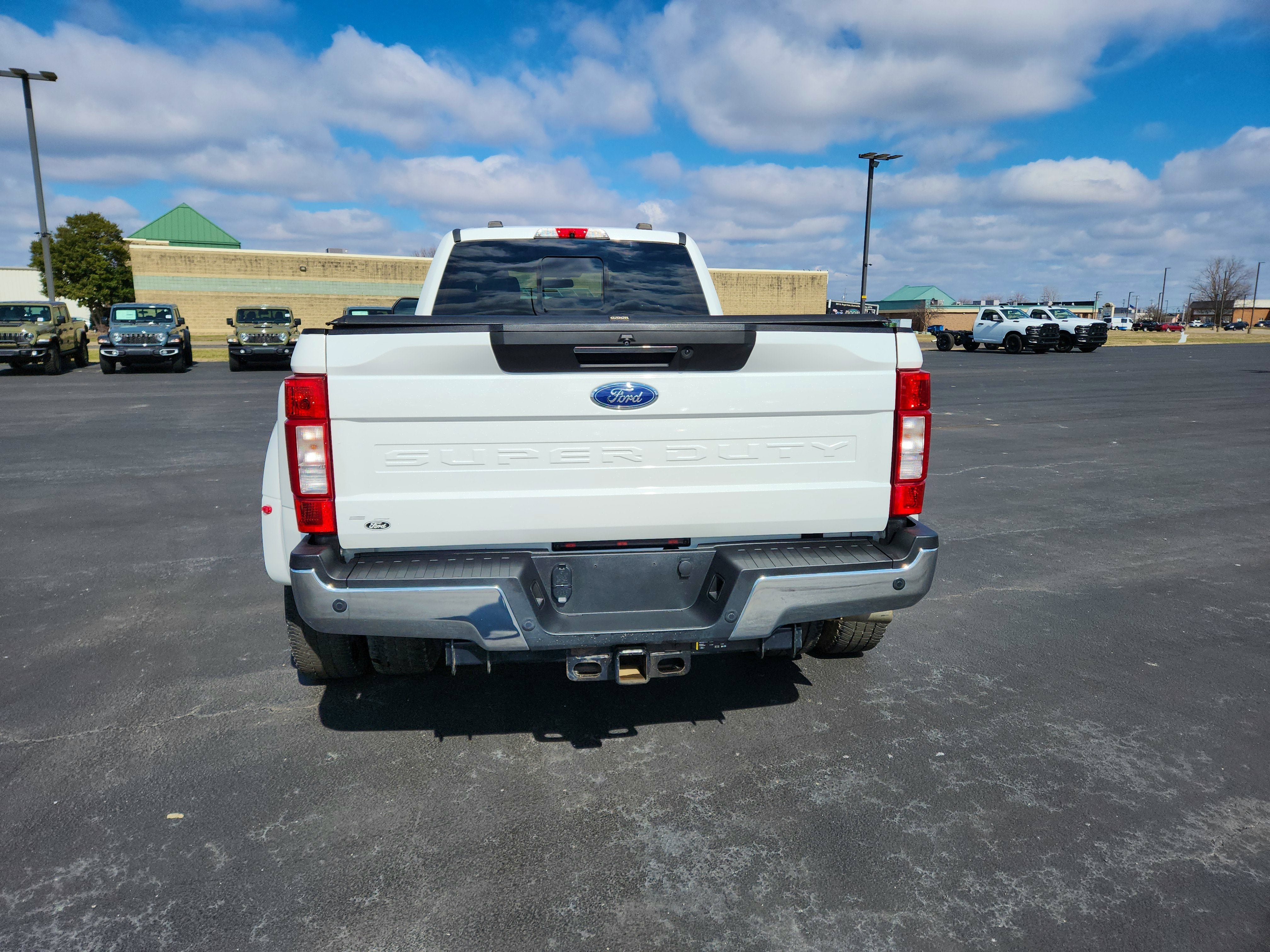 2020 Ford Super Duty F-350 DRW LARIAT