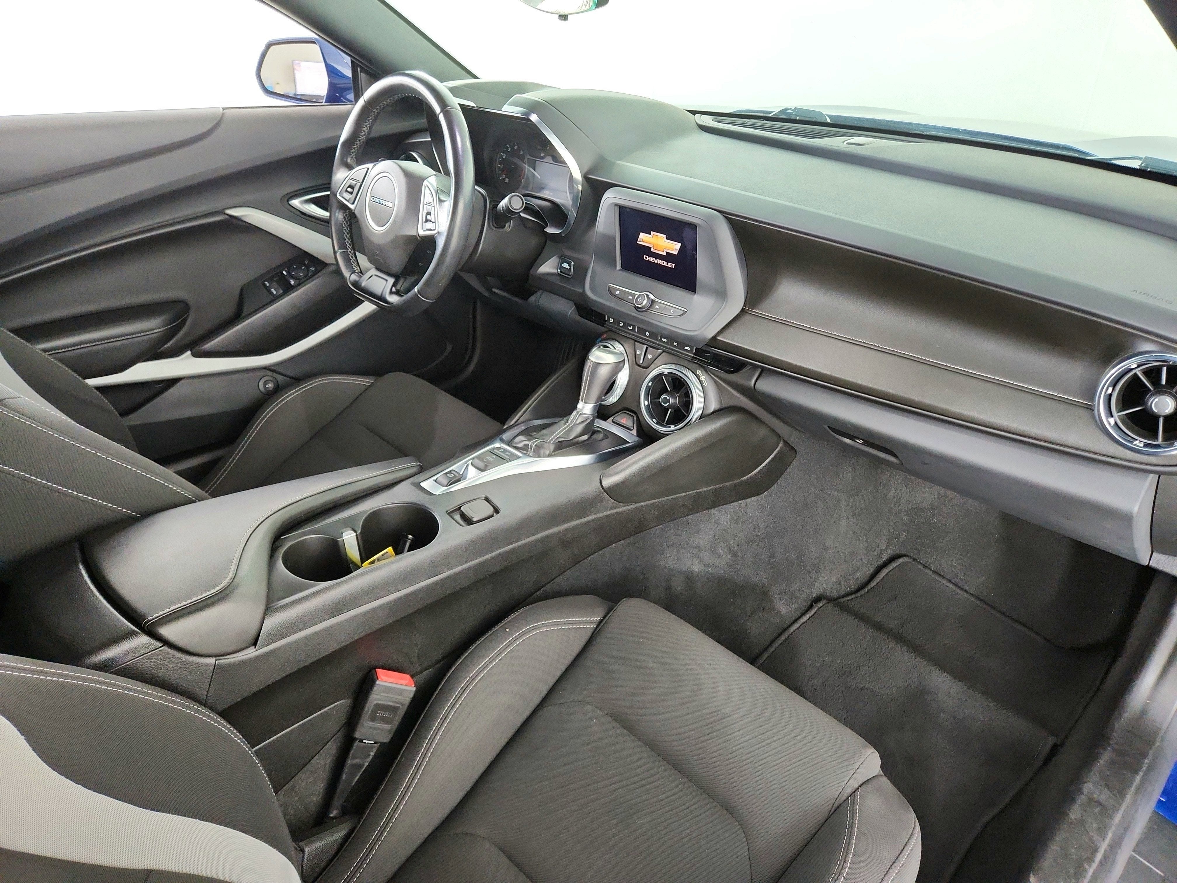 2022 Chevrolet Camaro RWD Convertible 1LT