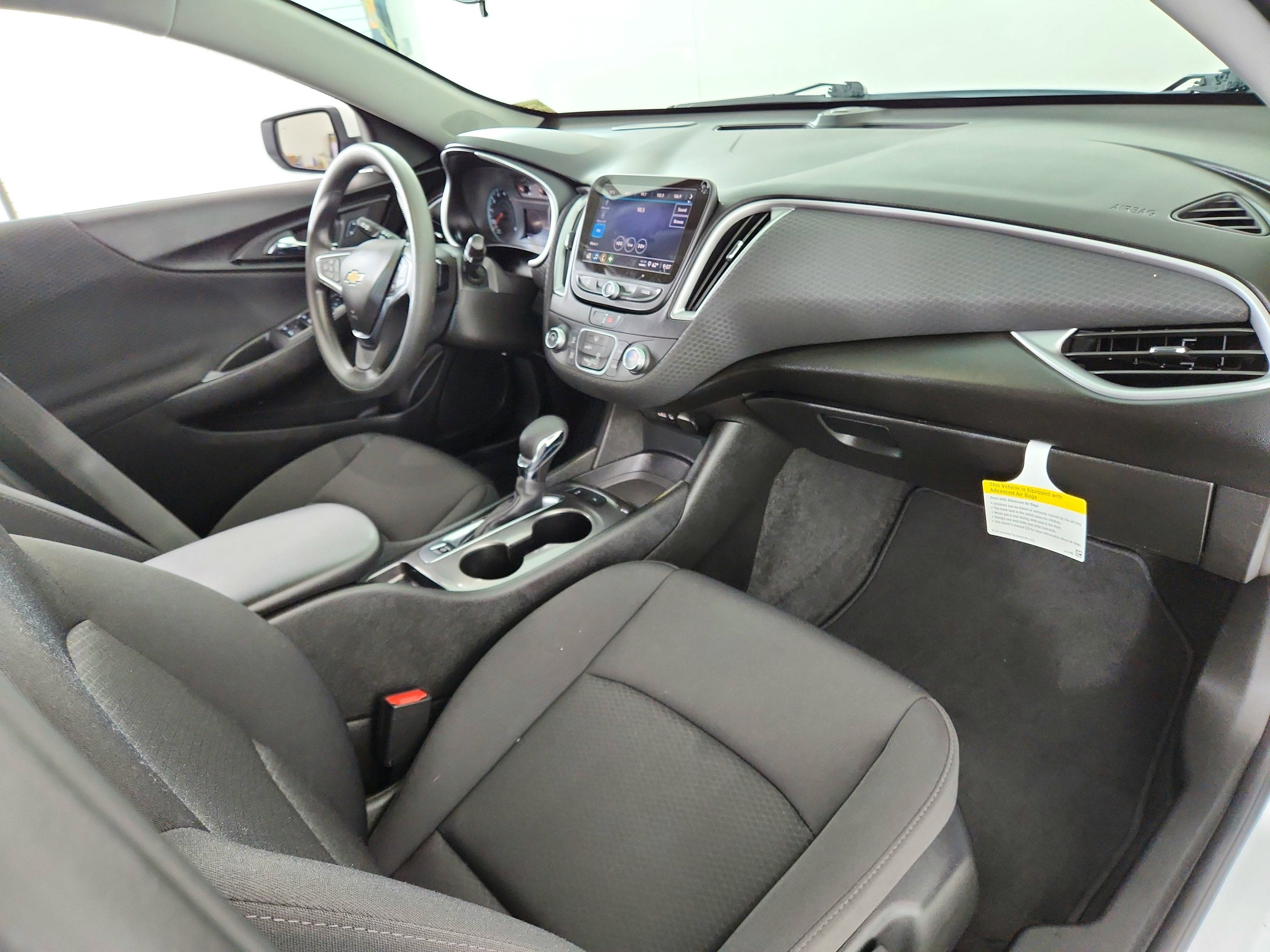 2024 Chevrolet Malibu FWD 1FL