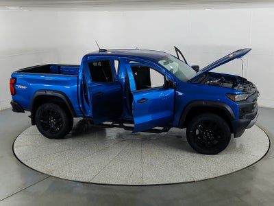 2023 Chevrolet Colorado 4WD Crew Cab Short Box Trail Boss