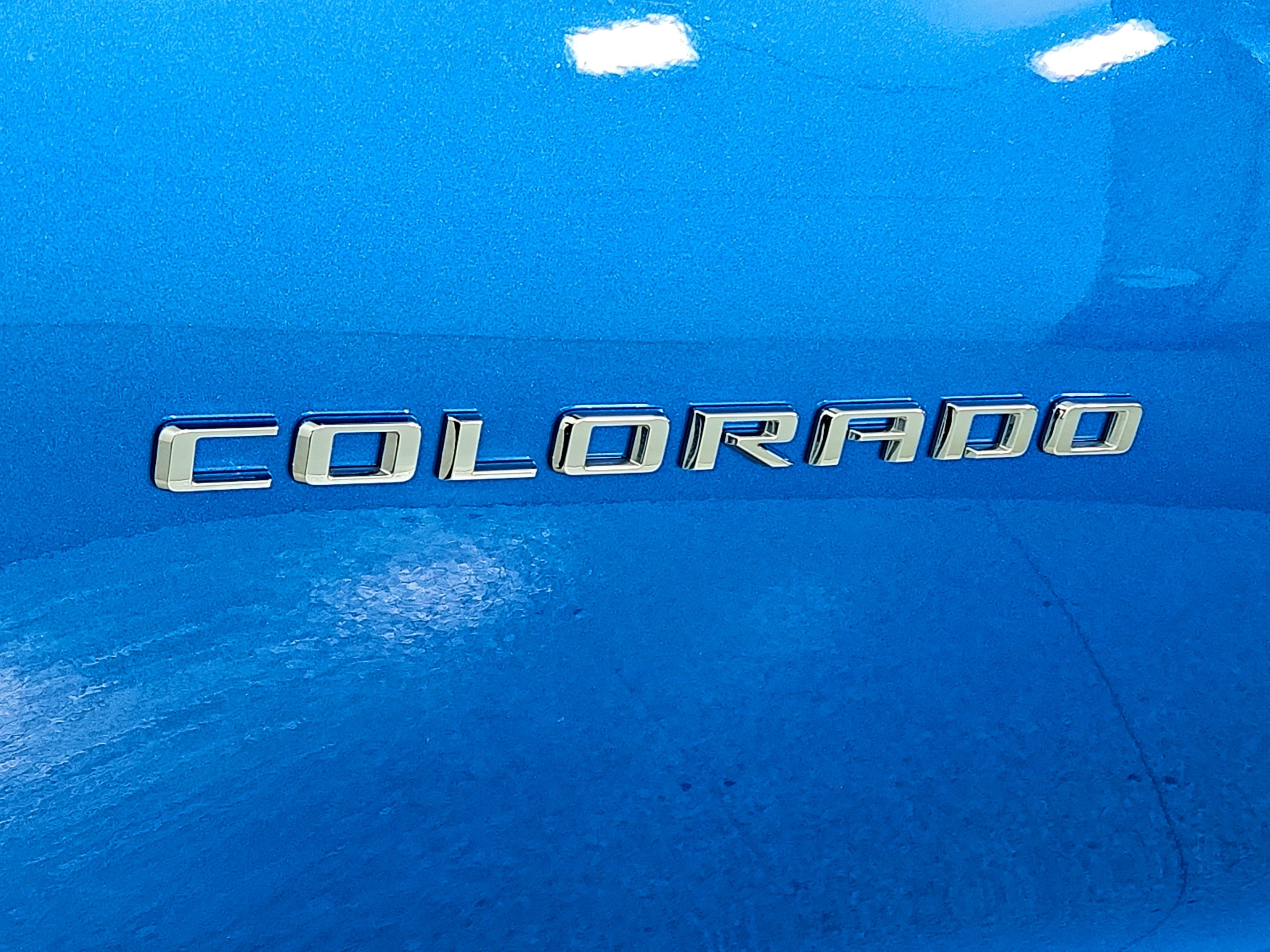 2023 Chevrolet Colorado 4WD Crew Cab Short Box Trail Boss