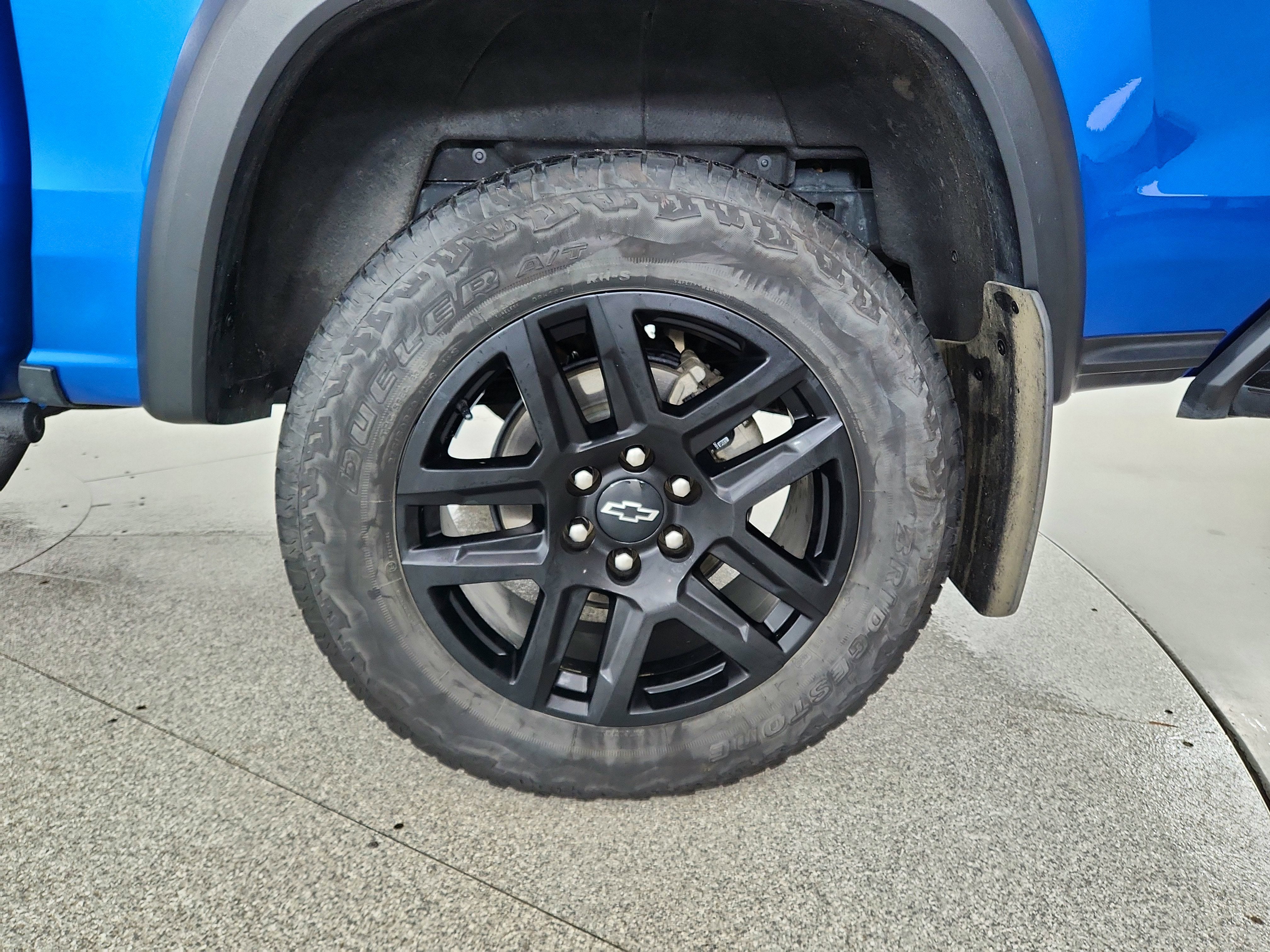 2023 Chevrolet Colorado 4WD Crew Cab Short Box Trail Boss