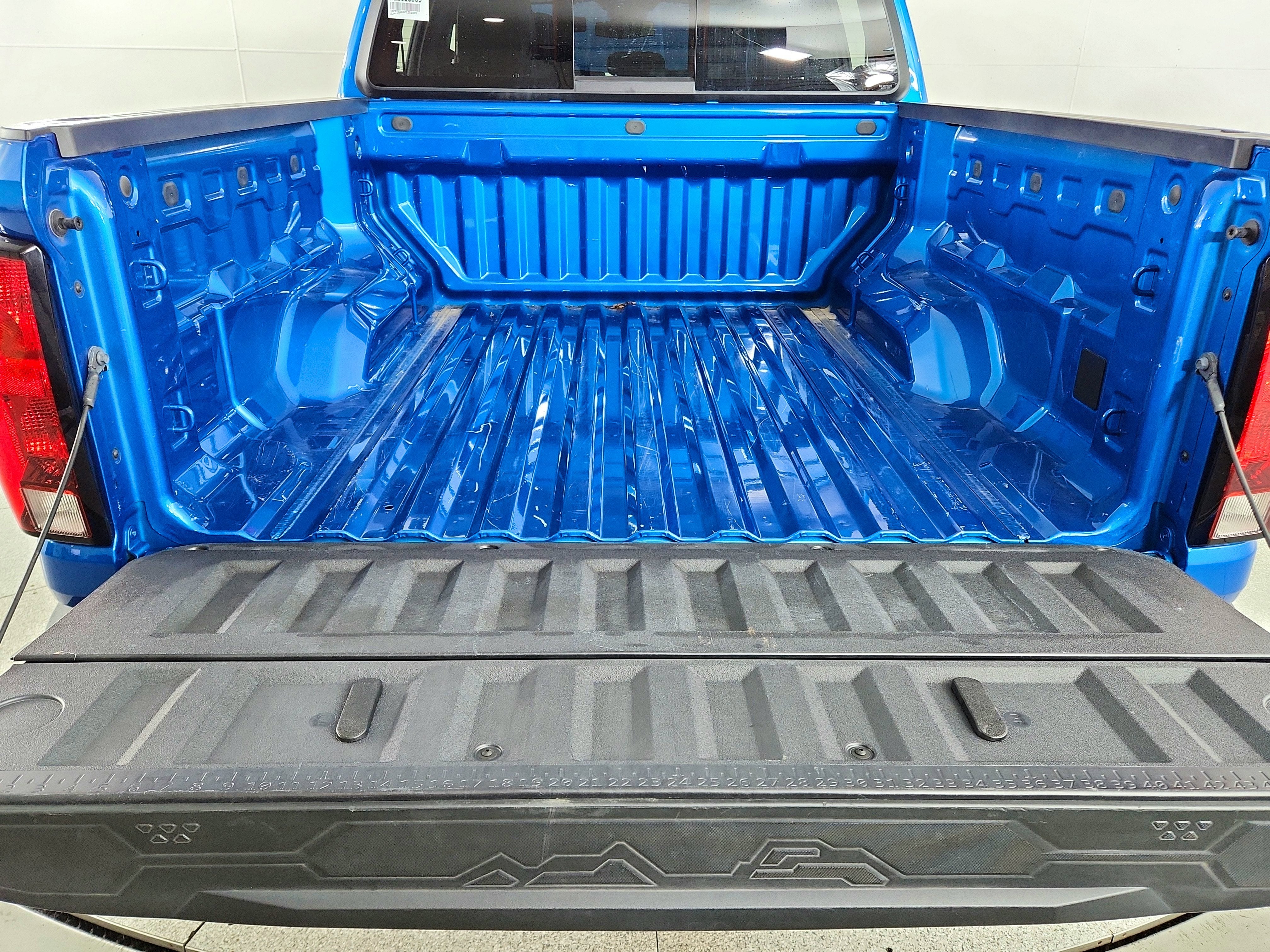 2023 Chevrolet Colorado 4WD Crew Cab Short Box Trail Boss