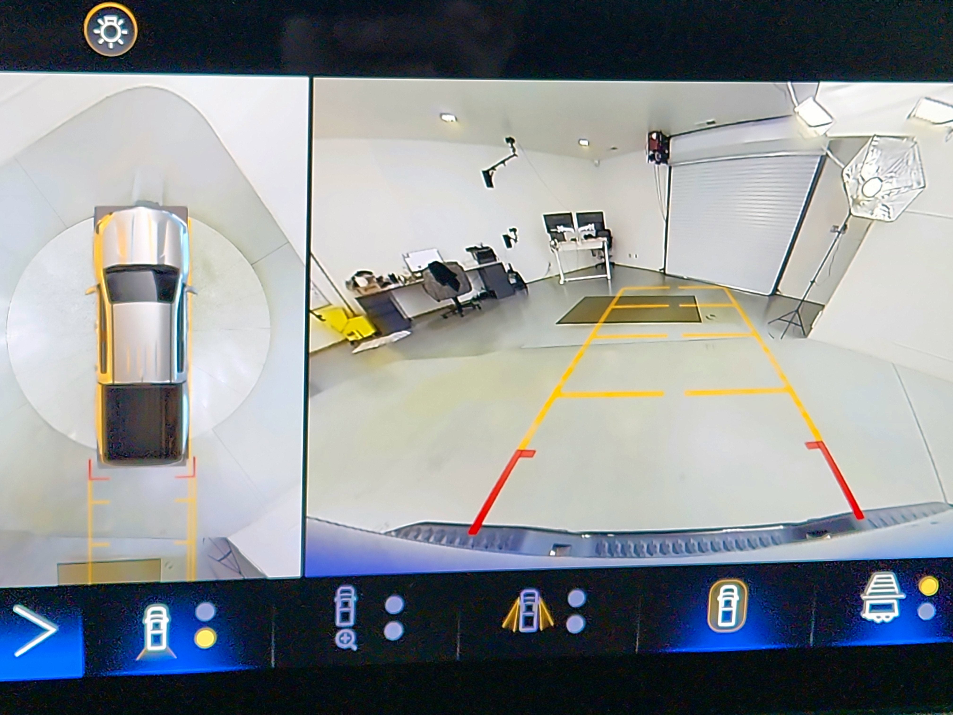 2023 Chevrolet Colorado 4WD Crew Cab Short Box Trail Boss