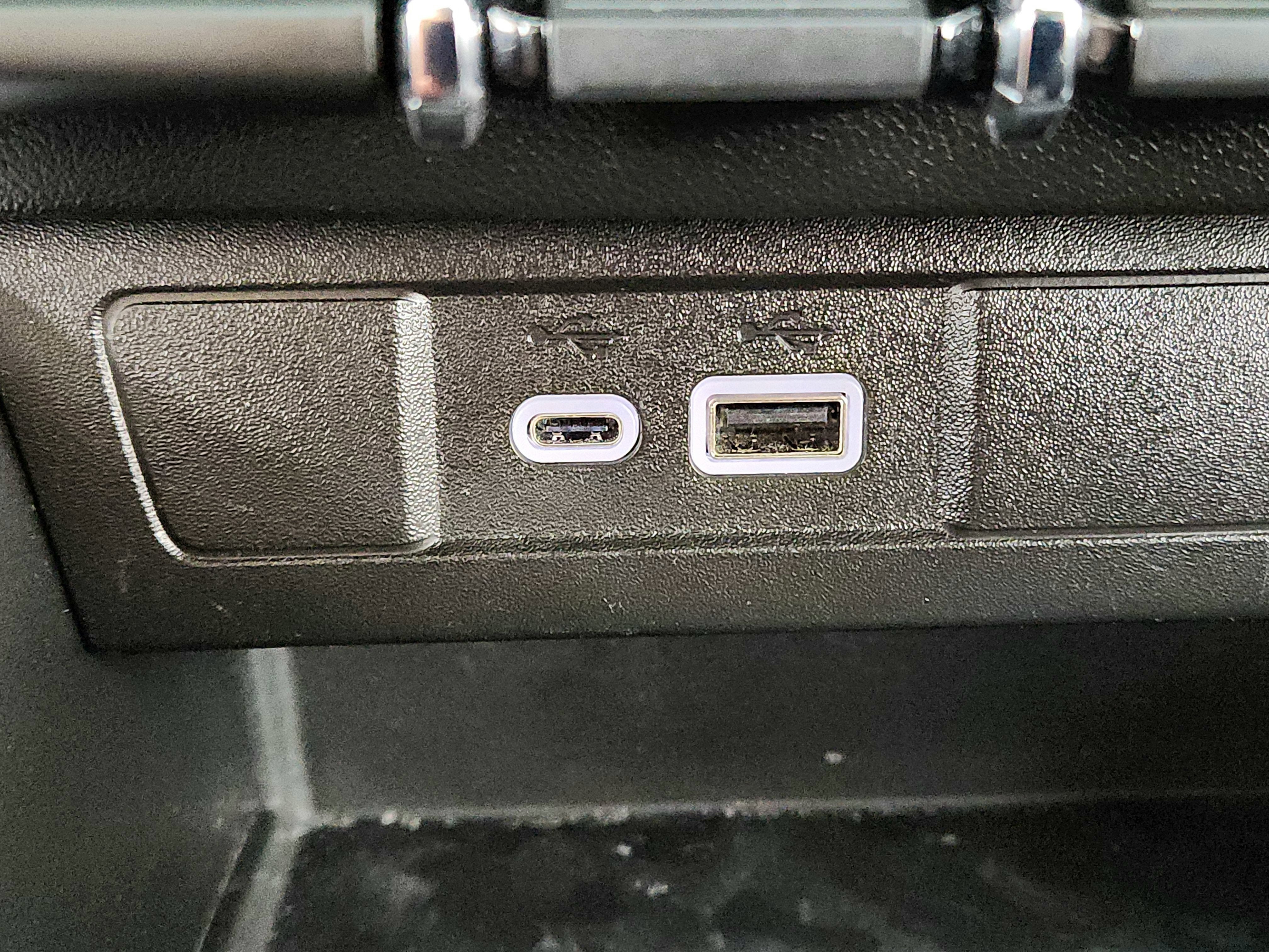 2023 Chevrolet Colorado 4WD Crew Cab Short Box Trail Boss