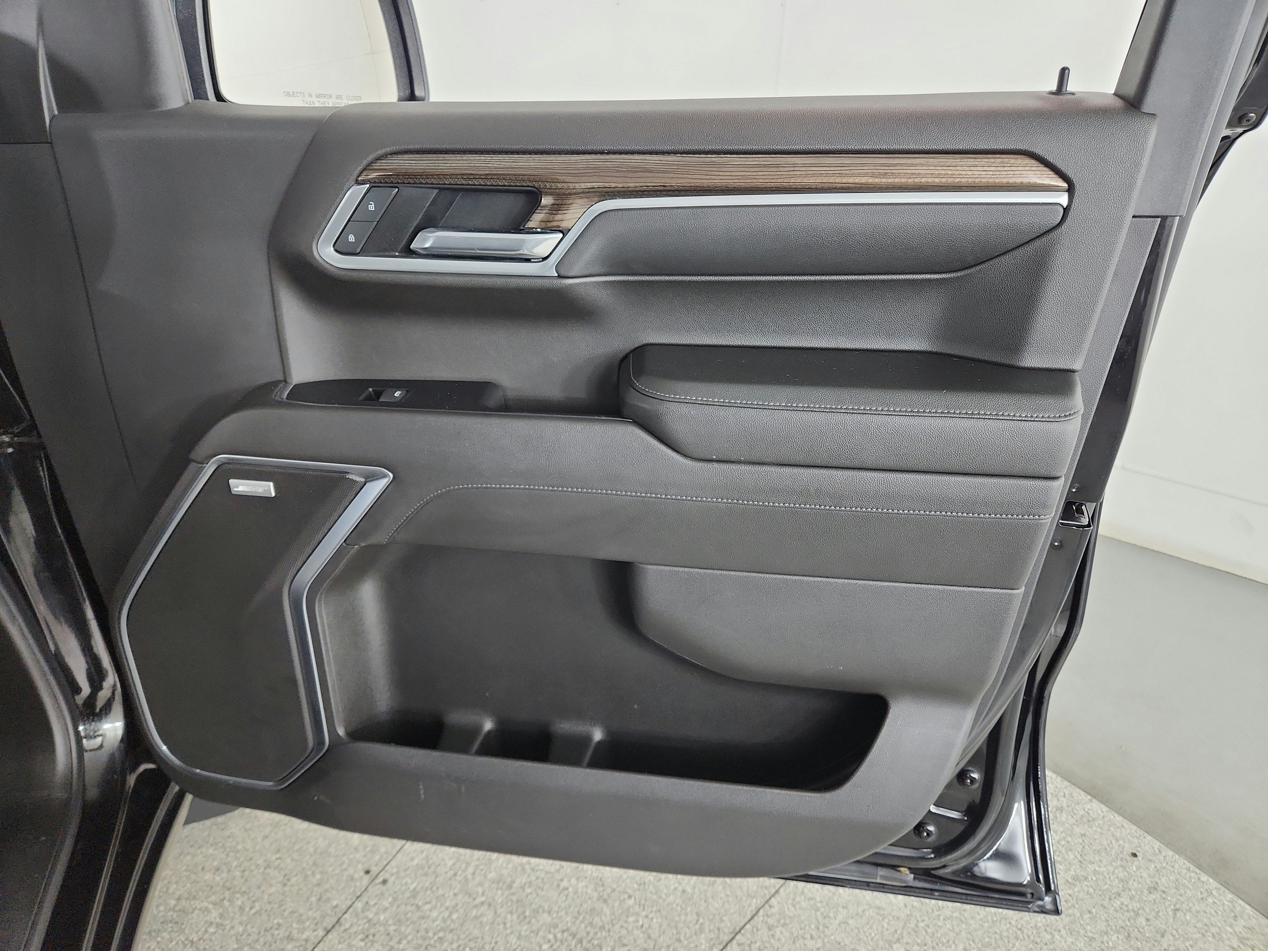 2022 Chevrolet Silverado 1500 4WD Crew Cab Short Bed RST