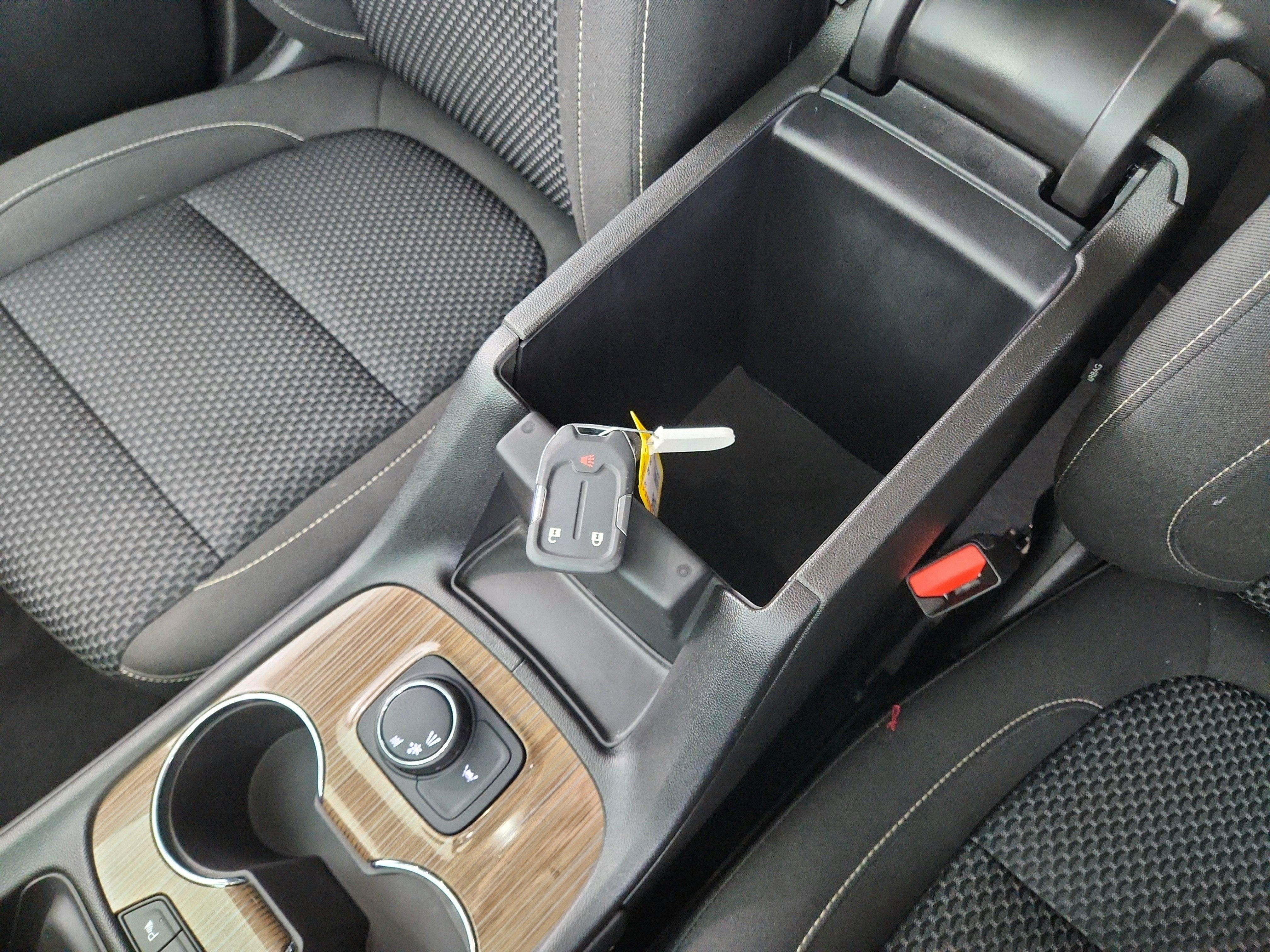 2023 GMC Acadia FWD SLE