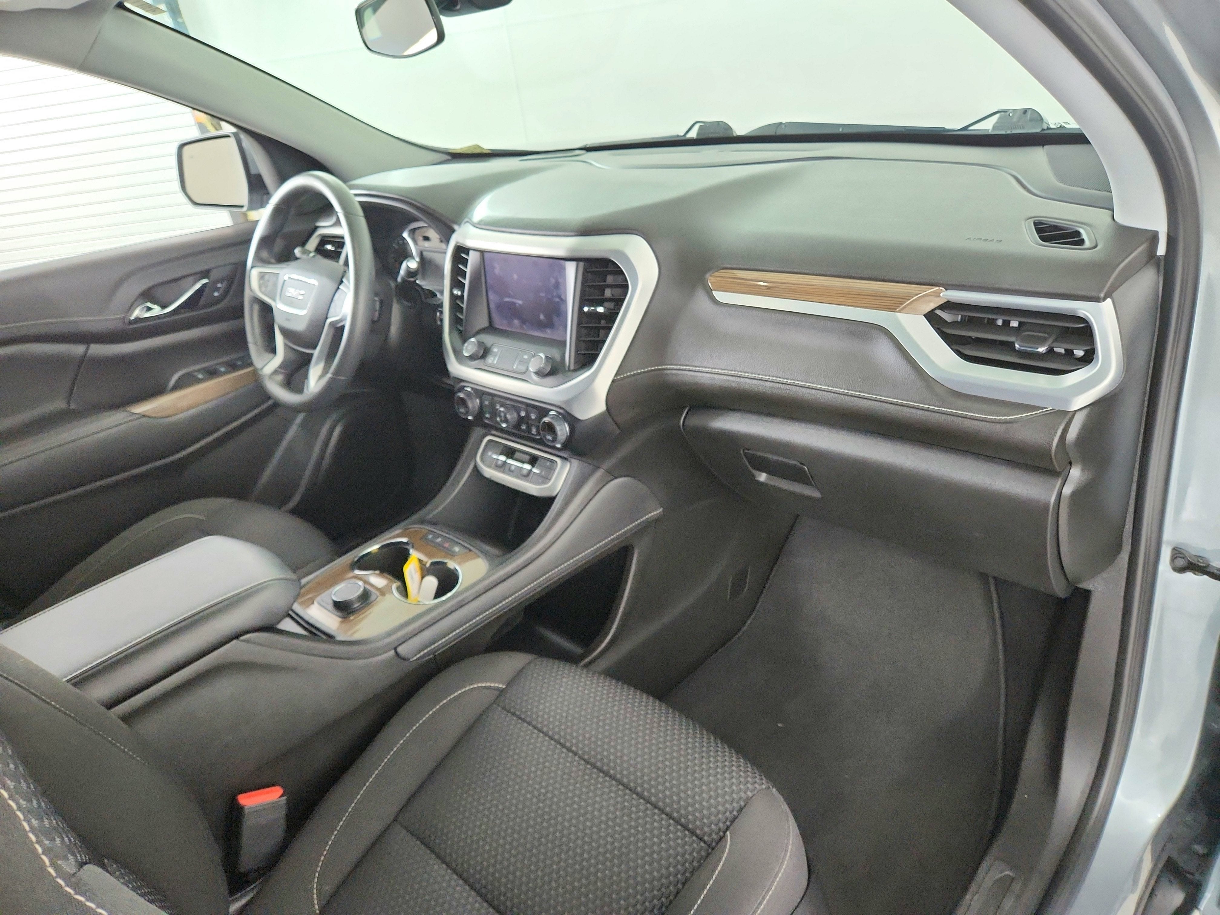 2023 GMC Acadia FWD SLE