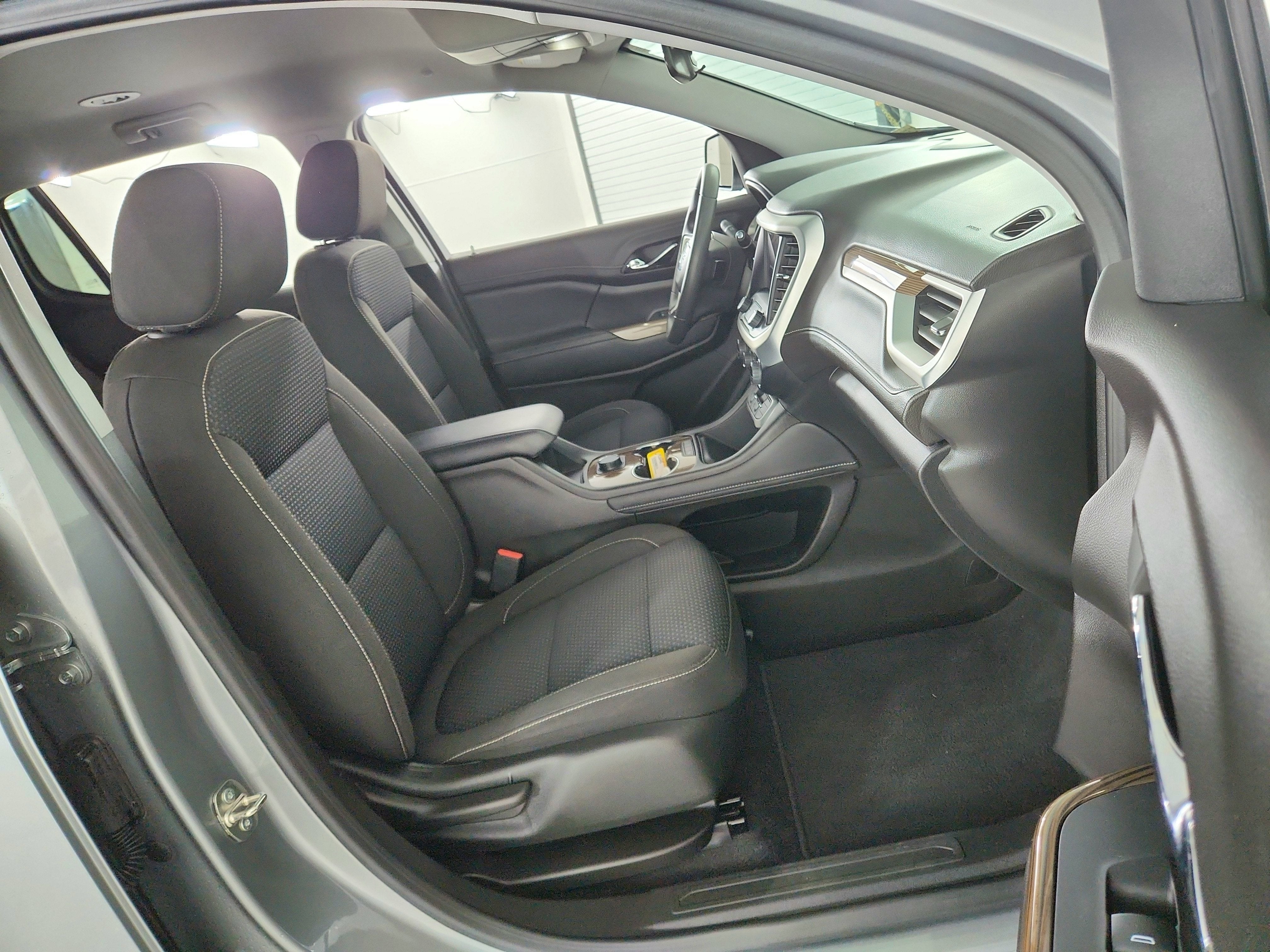 2023 GMC Acadia FWD SLE