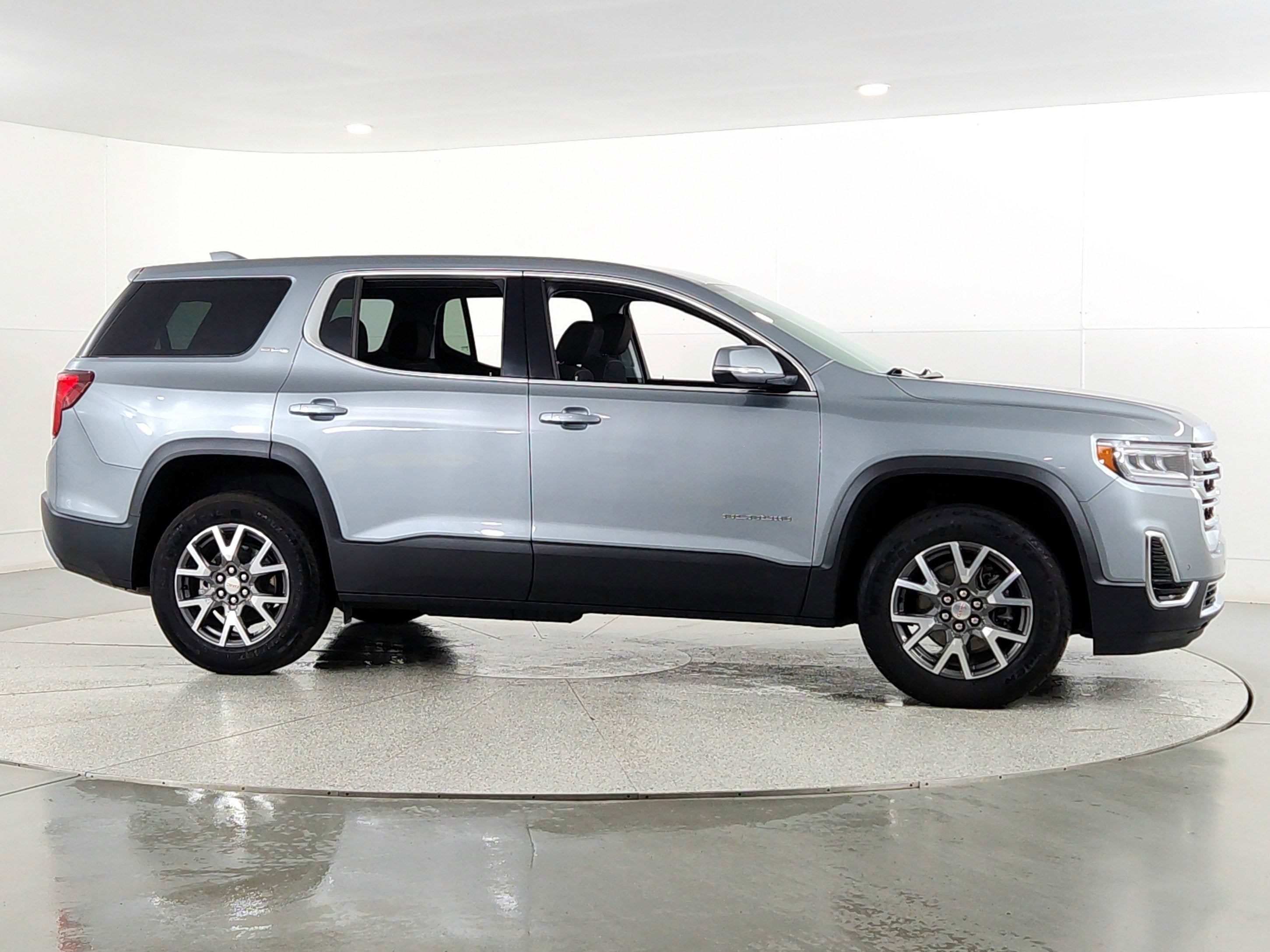 2023 GMC Acadia FWD SLE