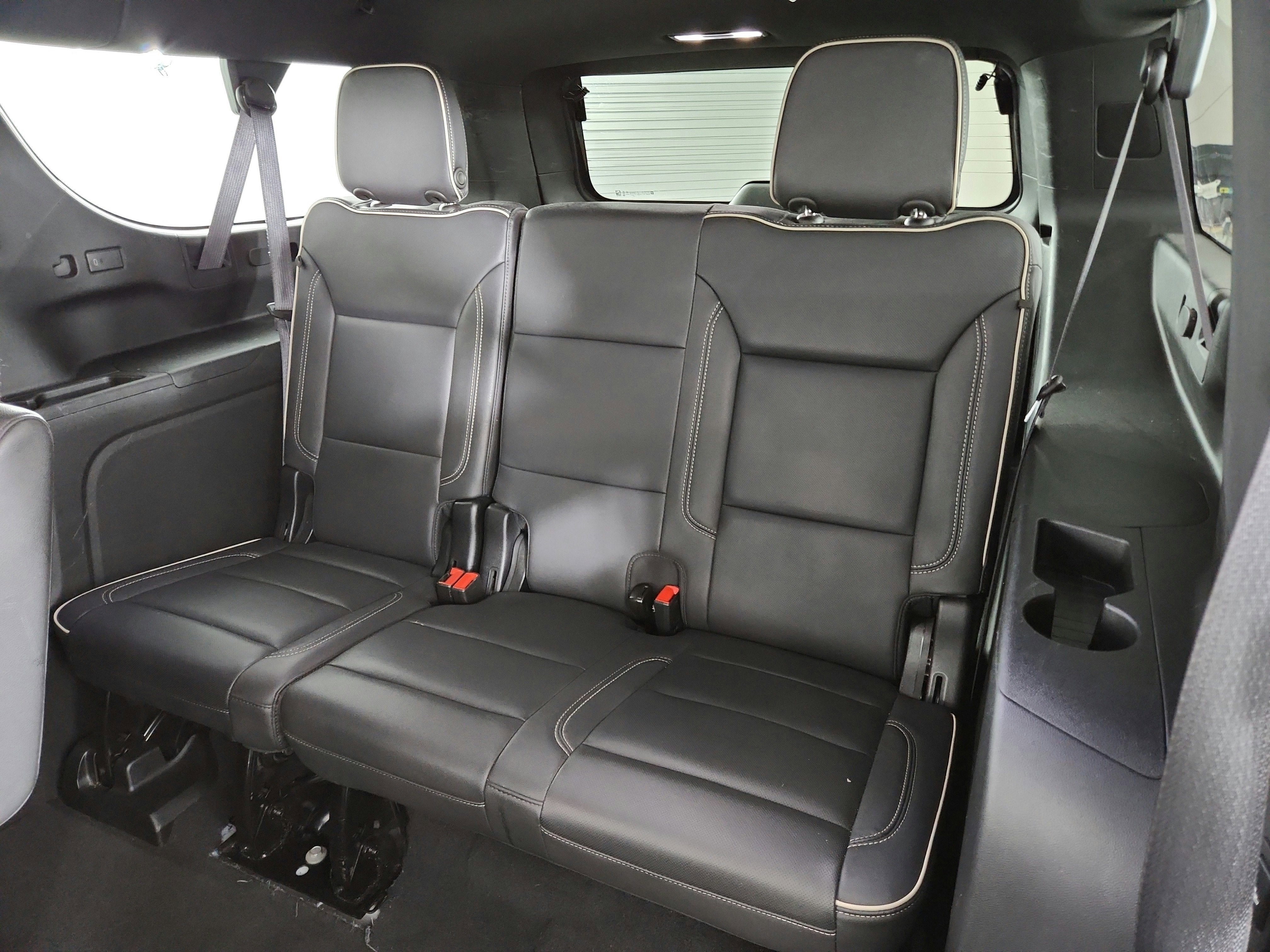 2023 Chevrolet Suburban 2WD Premier