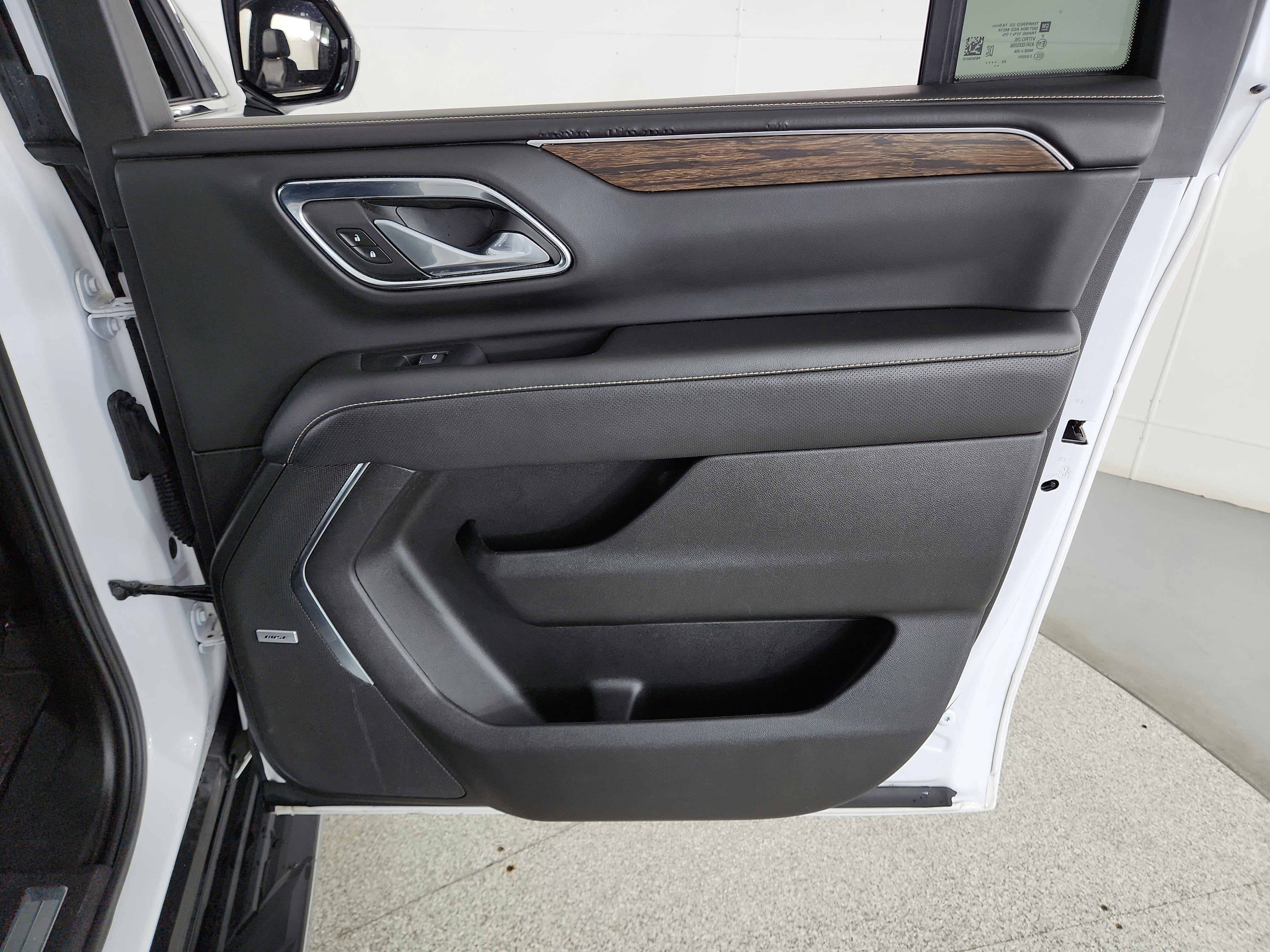 2023 Chevrolet Suburban 2WD Premier