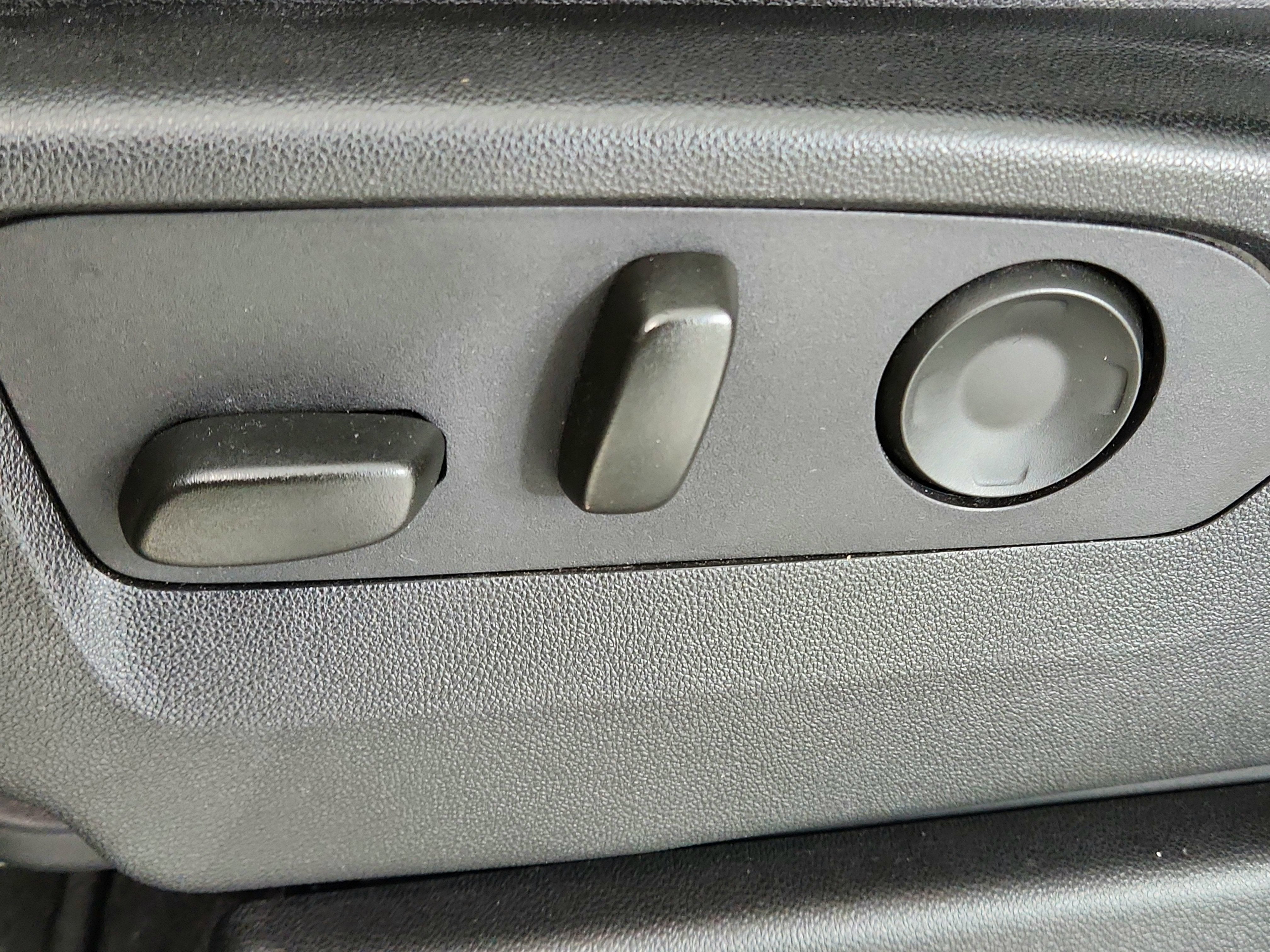 2023 Chevrolet Suburban 2WD Premier